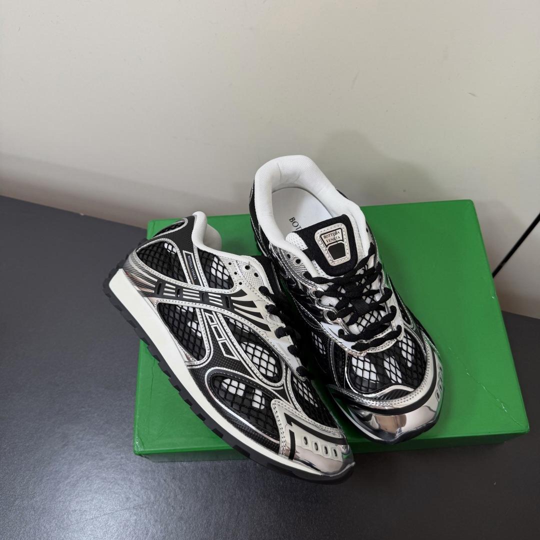 Bottega Veneta Orbit Sneaker - DesignerGu