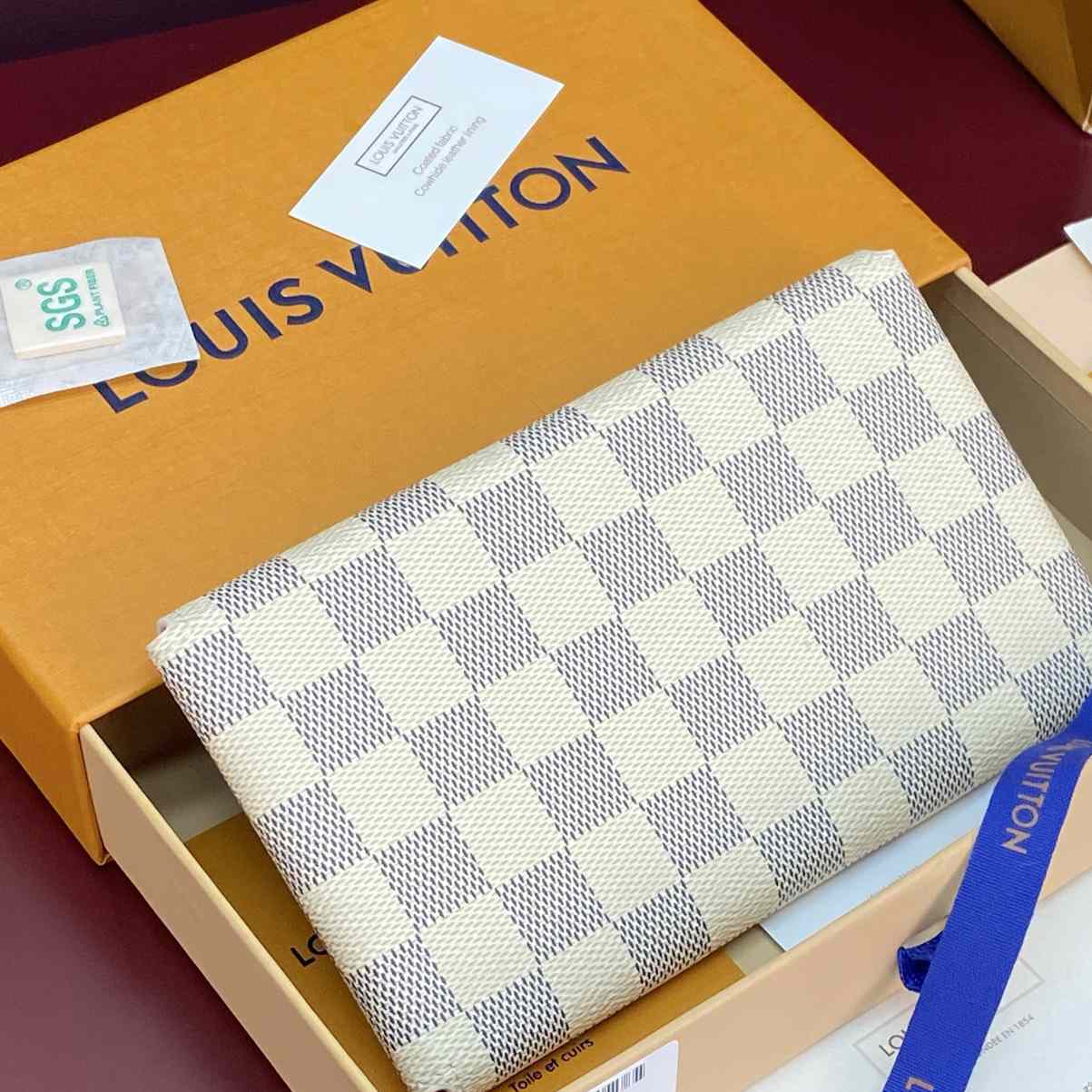 Louis Vuitton Lip And Eye Brush Set N40947 - DesignerGu