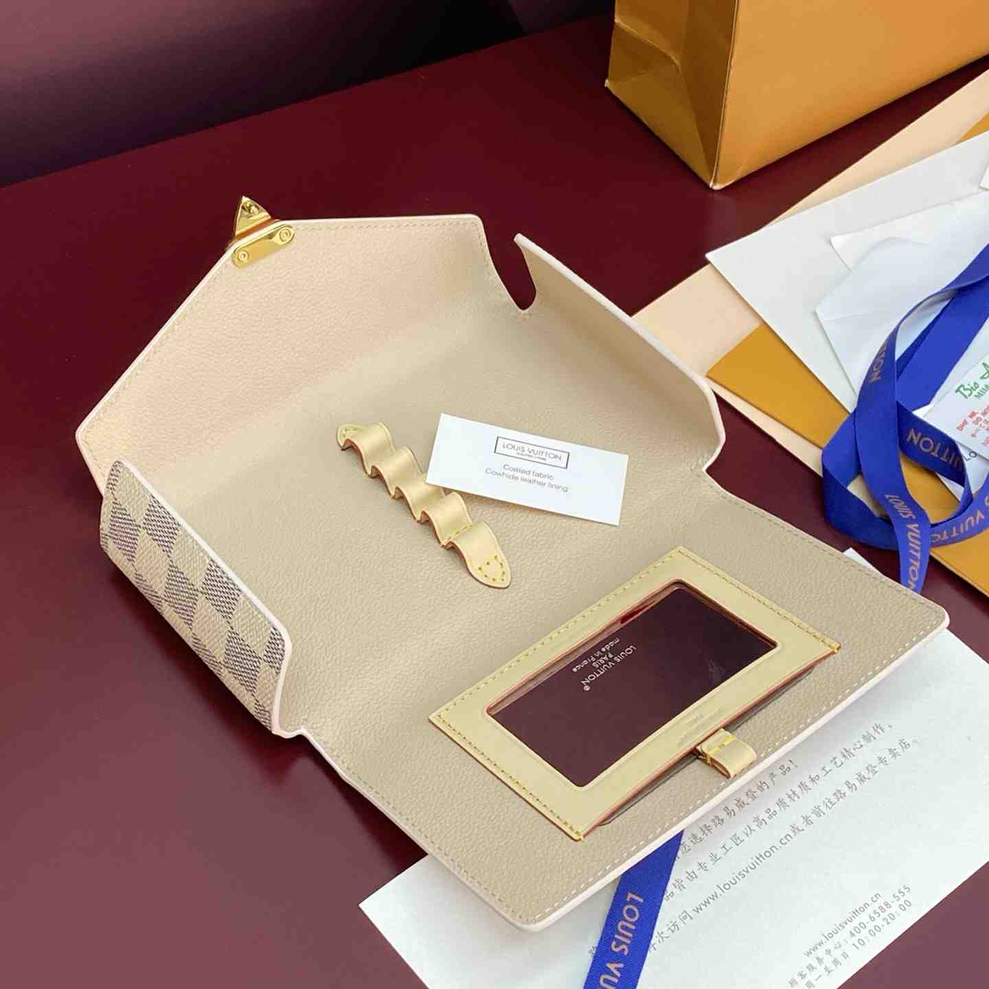 Louis Vuitton Lip And Eye Brush Set N40947 - DesignerGu