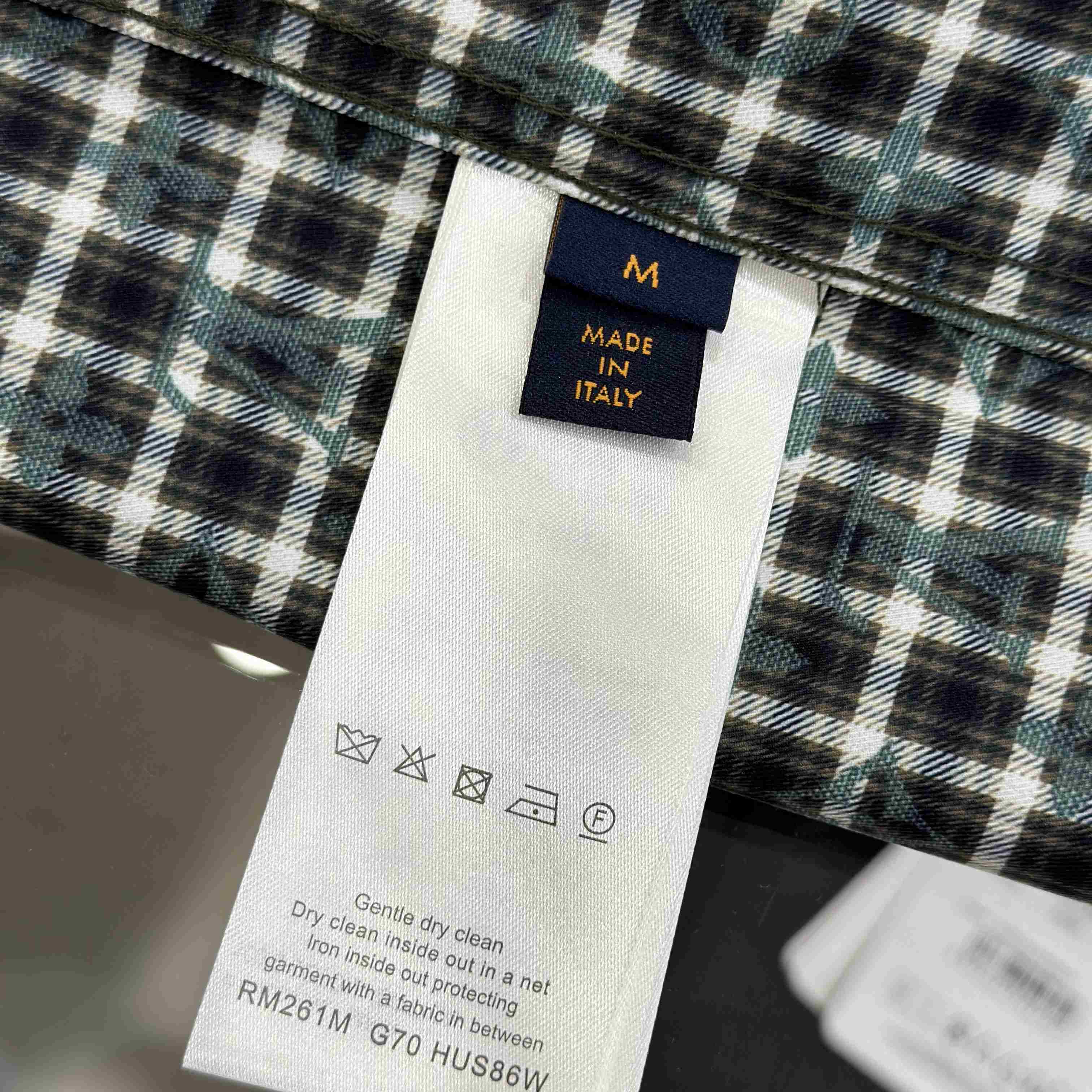 Louis Vuitton Monogram Long-Sleeved Shirt 1AKM1O - DesignerGu