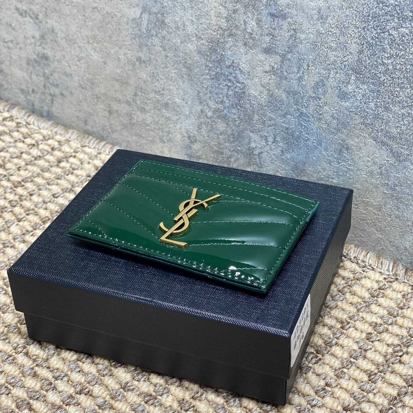 Saint Laurent Cassandre Card Case In Patent Leather - DesignerGu