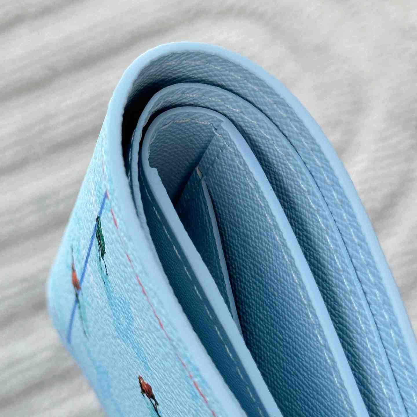Louis Vuitton Multiple Wallet M3A546 - DesignerGu