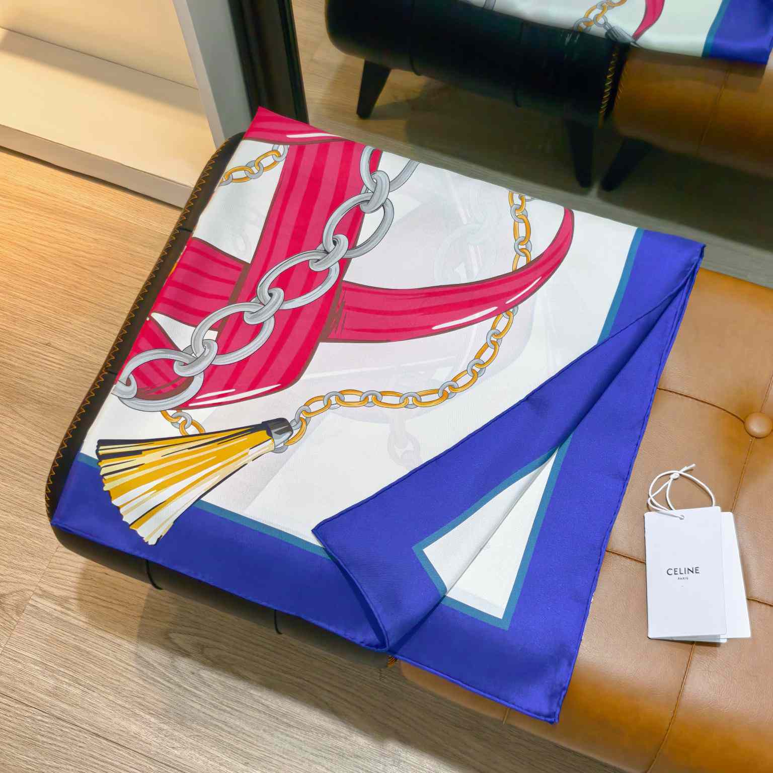 Celine  6 Juillet Foulard, 90 - DesignerGu