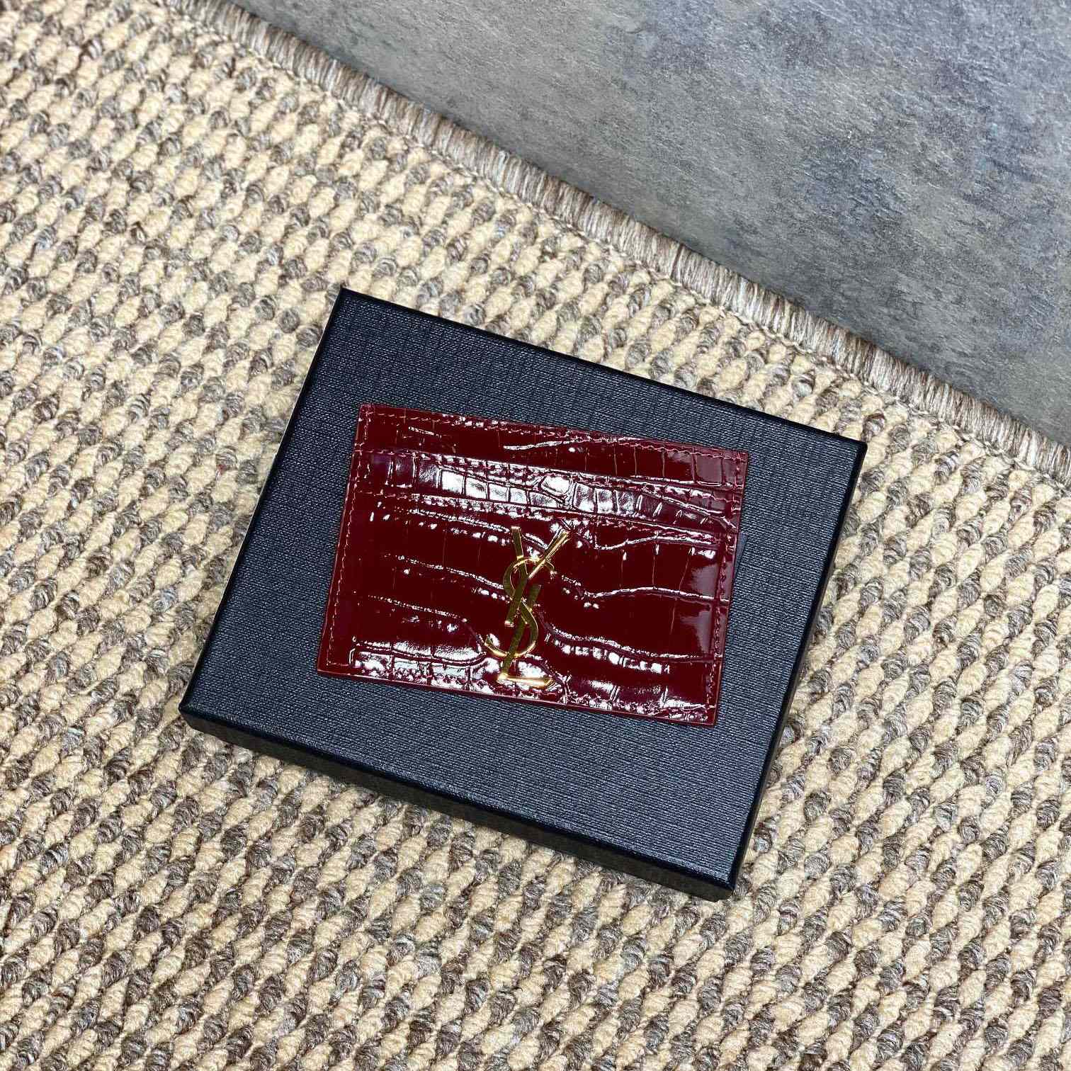 Saint Laurent Cassandre Card Case In Crocodile-Embossed Shiny Leather - DesignerGu