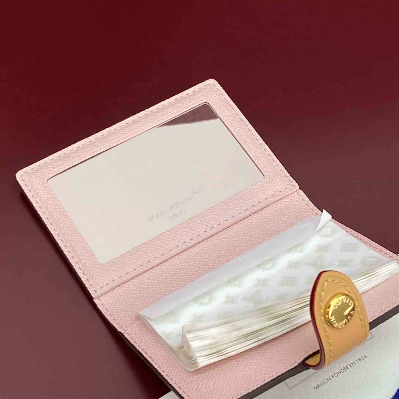 Louis Vuitton Mattifying Paper Case LBC003 - DesignerGu