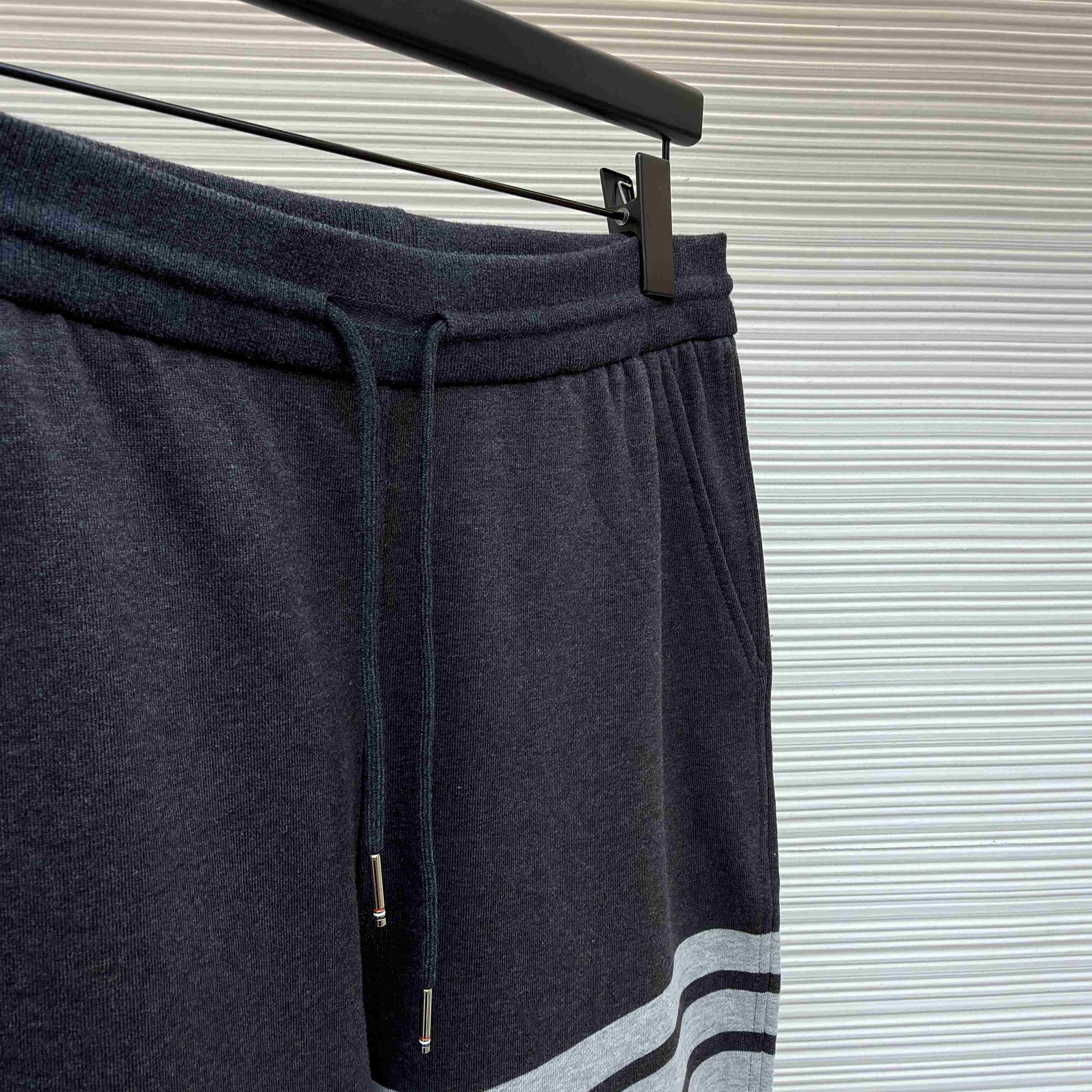 Thom Browne Classic Loopback 4-Bar Sweatpants - DesignerGu