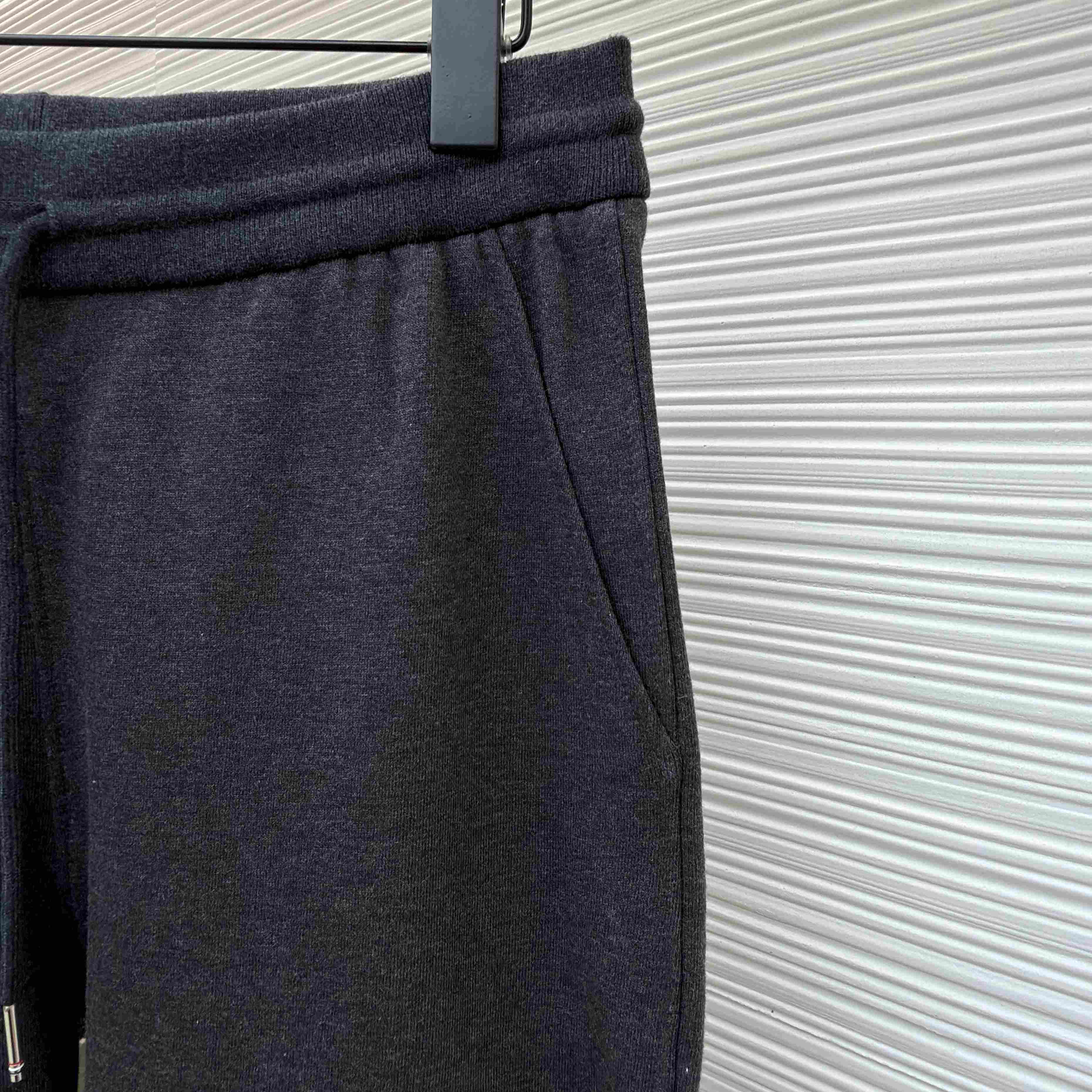 Thom Browne Classic Loopback 4-Bar Sweatpants - DesignerGu