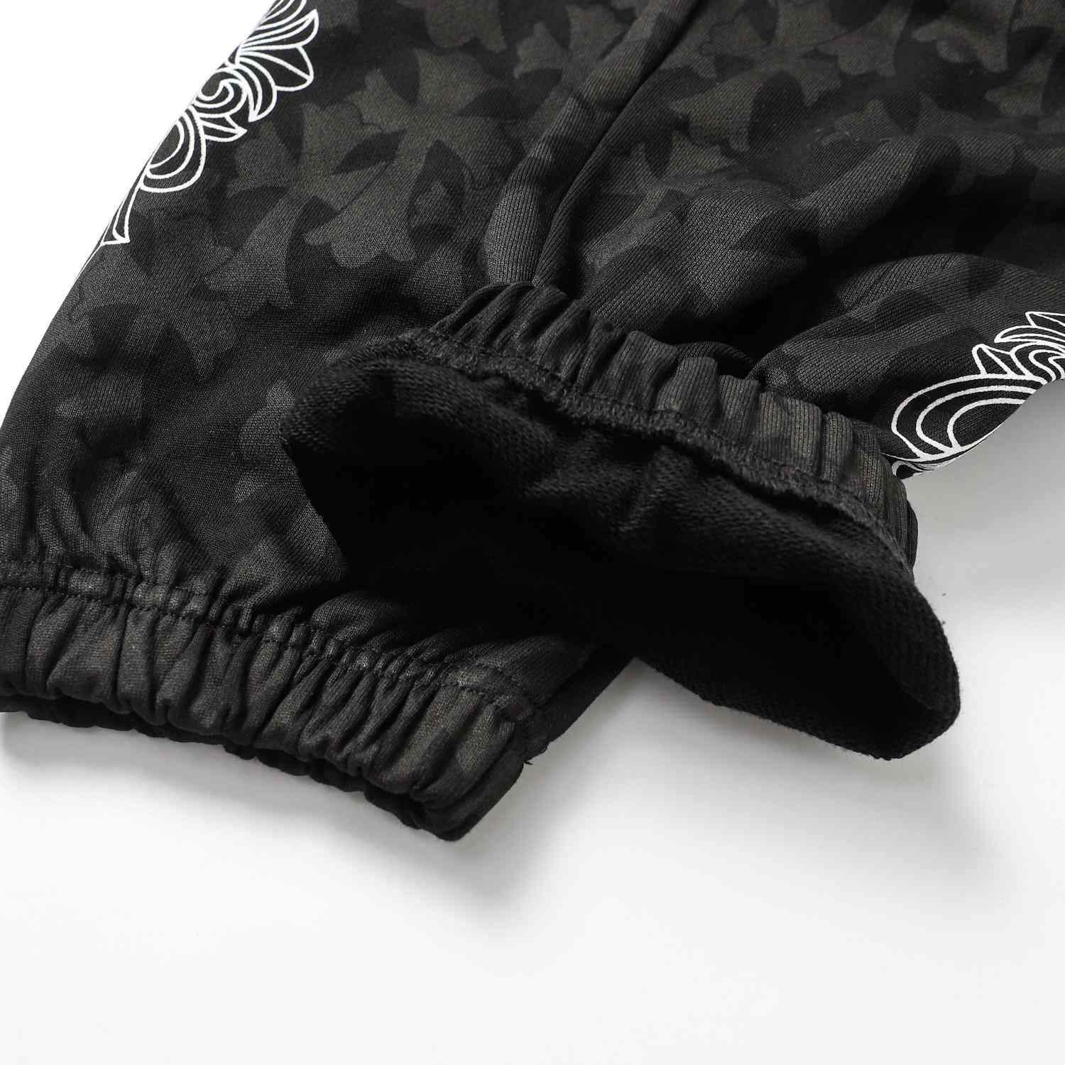Chrome Hearts Monogram Cross Horseshoe Sweatpants - DesignerGu