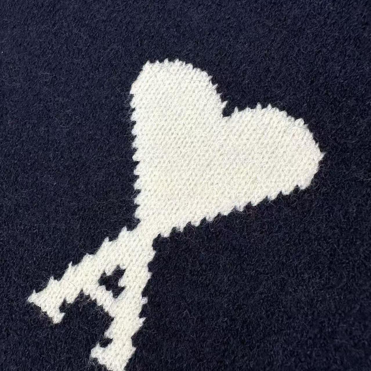 AMI Paris Ami De Coeur Sweater - DesignerGu