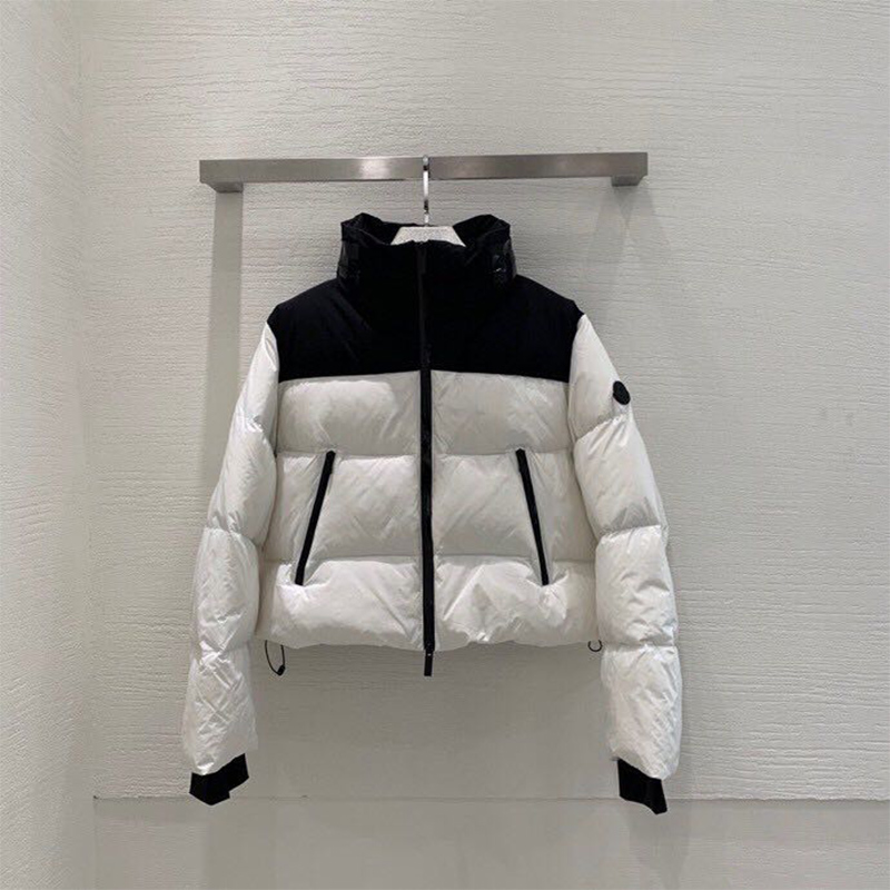 Moncler Jasione Short Down Jacket In White - DesignerGu