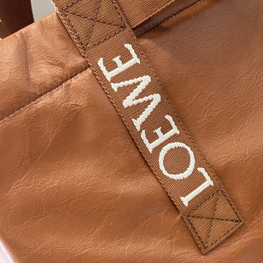 Loewe Fold Shopper In Paper Calfskin - DesignerGu