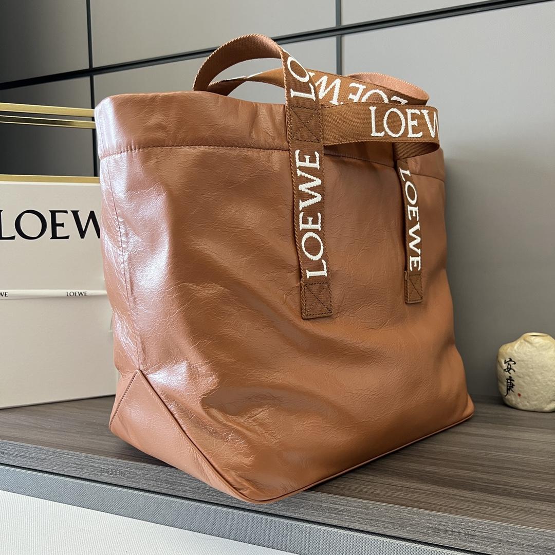 Loewe Fold Shopper In Paper Calfskin - DesignerGu