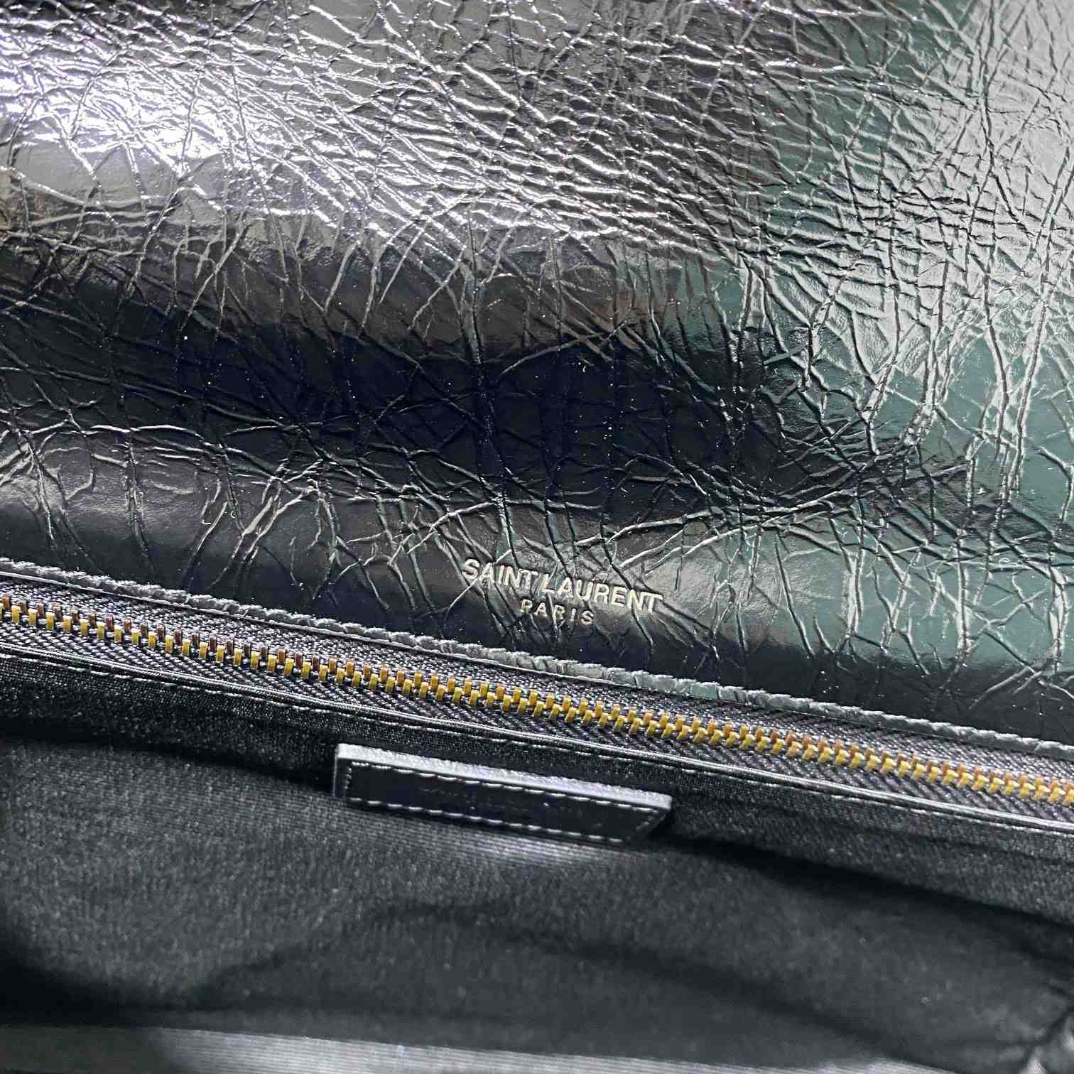 Saint Laurent Niki Medium Chain Bag In Crinkled Vintage Leather  - DesignerGu