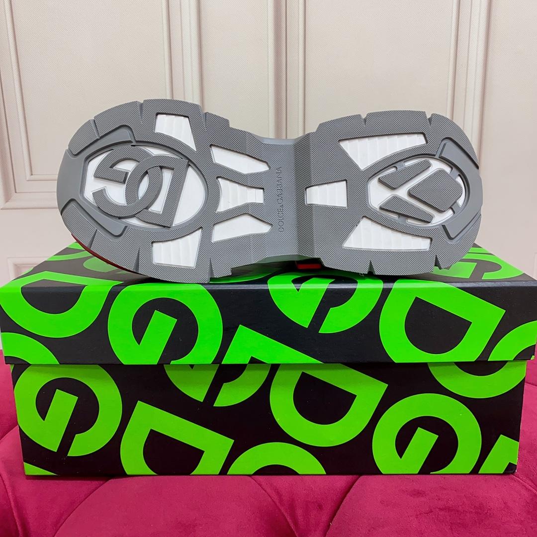 Dolce & Gabbana Airmaster Runner Sneaker - DesignerGu