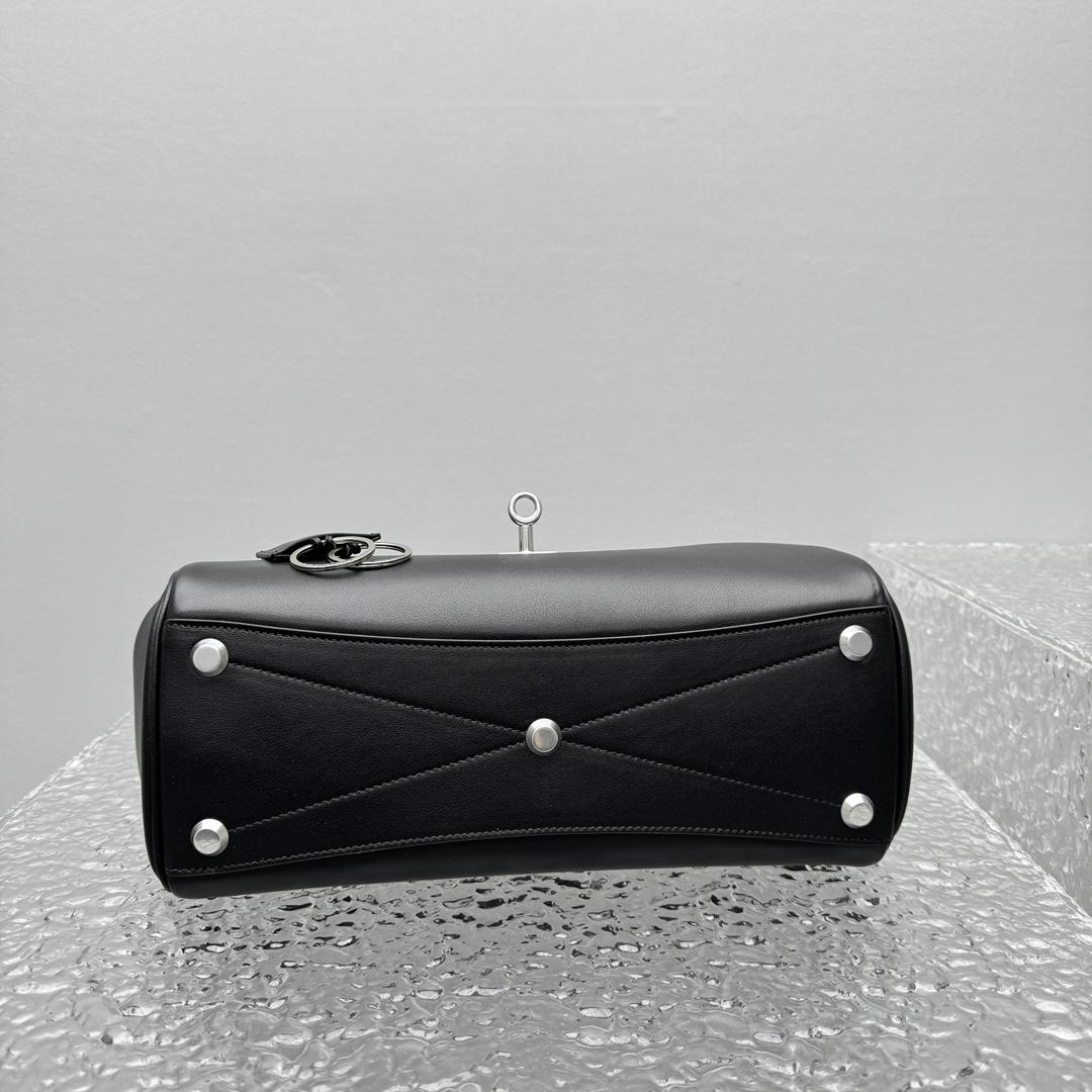 Balenciaga Bel Air Small Carry All Bag in black - DesignerGu