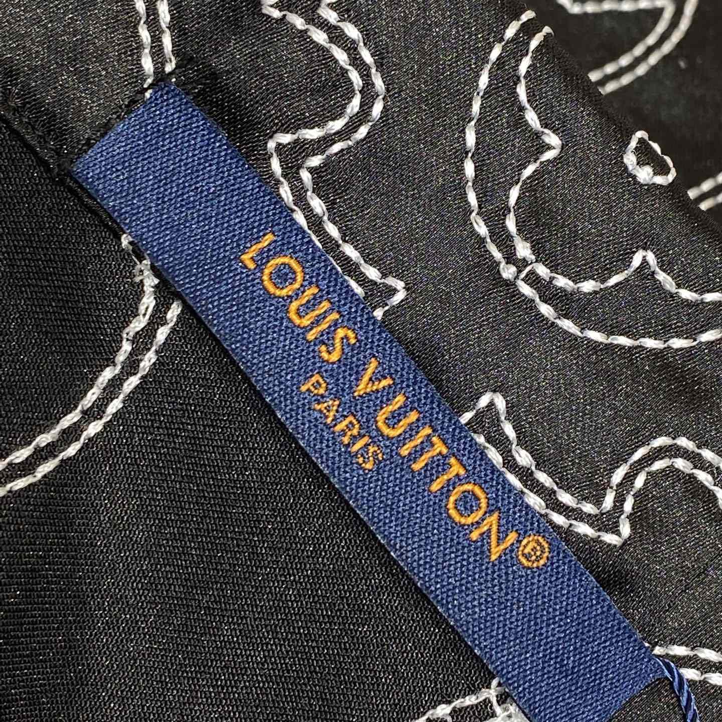 Louis Vuitton Printed Short-Sleeved Silk Shirt   1AFWS9 - DesignerGu