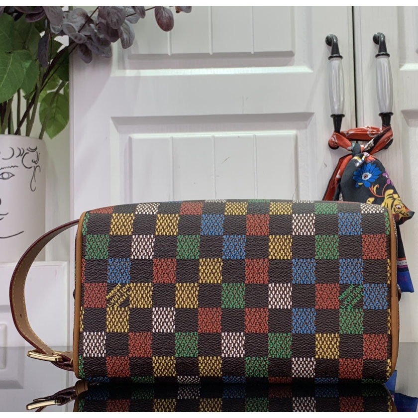 Louis Vuitton Locker Dopp Kit   N00151 - DesignerGu