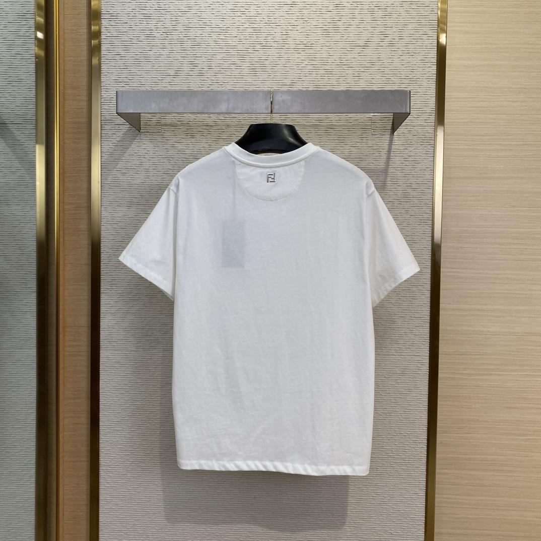 Fendi Silvia And The Baguette T-Shirt - DesignerGu