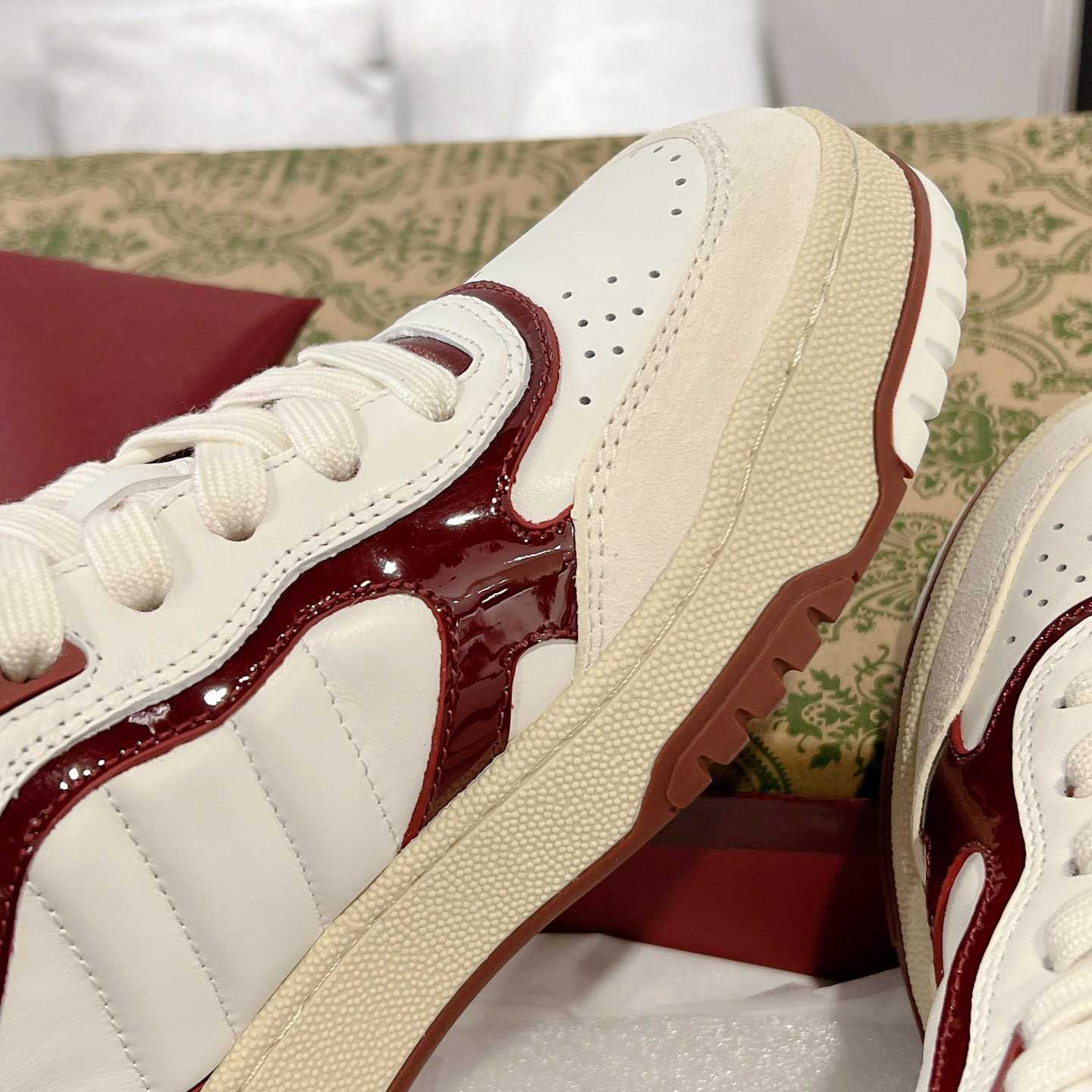 Gucci Re-web Sneaker - DesignerGu