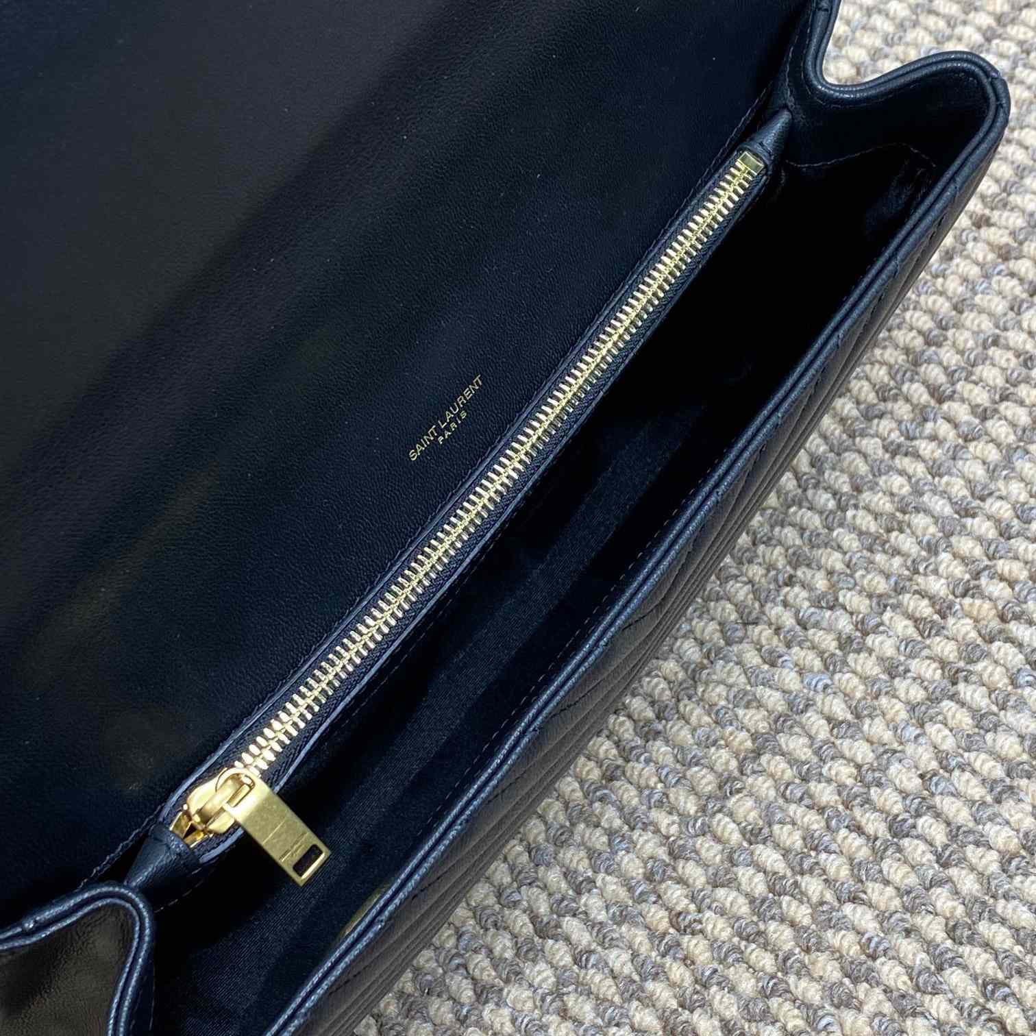 Saint Laurent Black Matelassé Sheepskin Large College Bag  32cm - DesignerGu