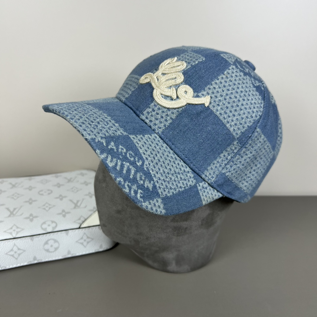 Louis Vuitton Damier 3D Denim Cap - DesignerGu