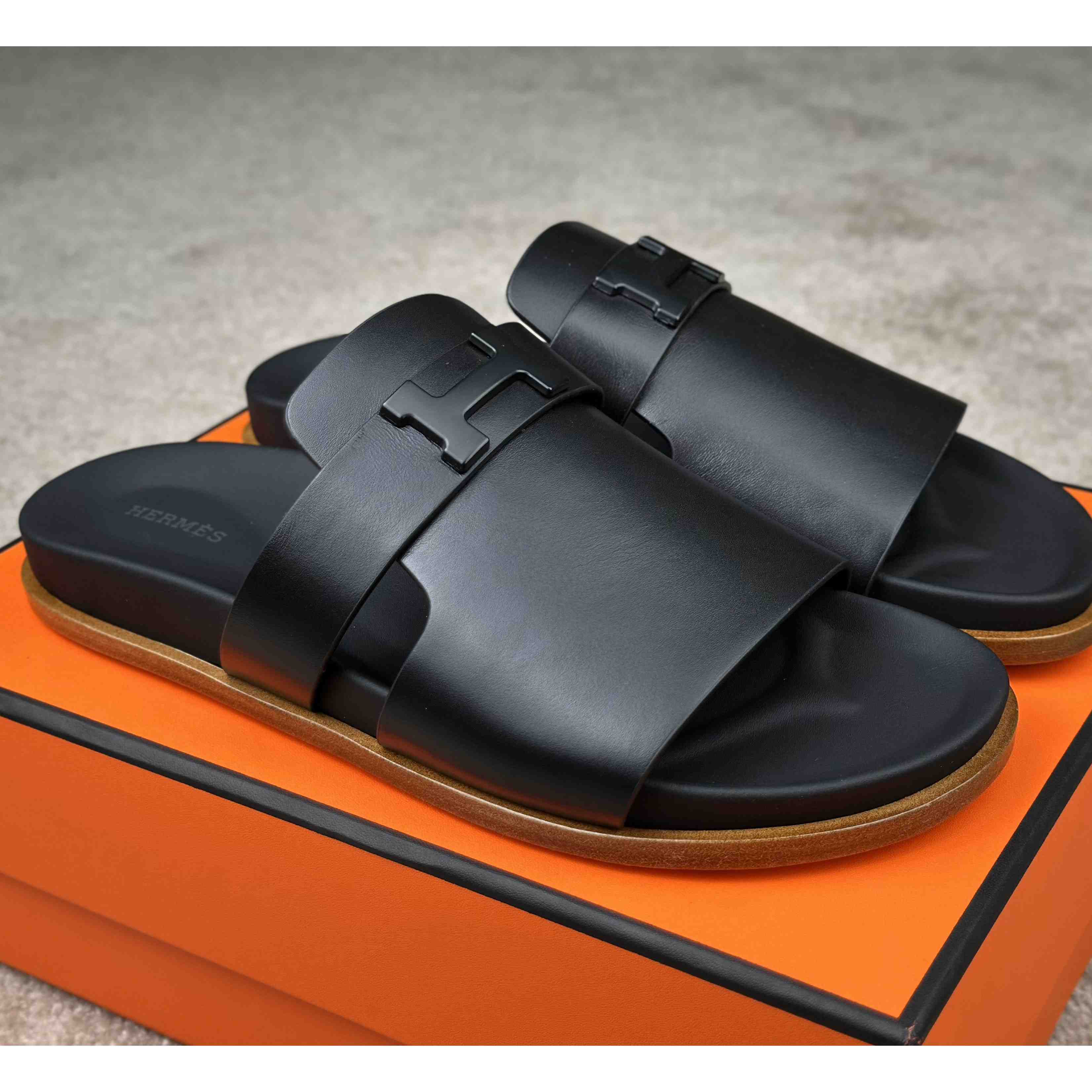 Hermes Jaures Sandal - DesignerGu