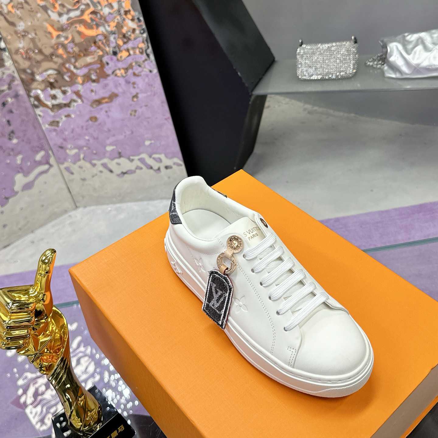 Louis Vuitton Time Out Sneaker  1AGUYA - DesignerGu