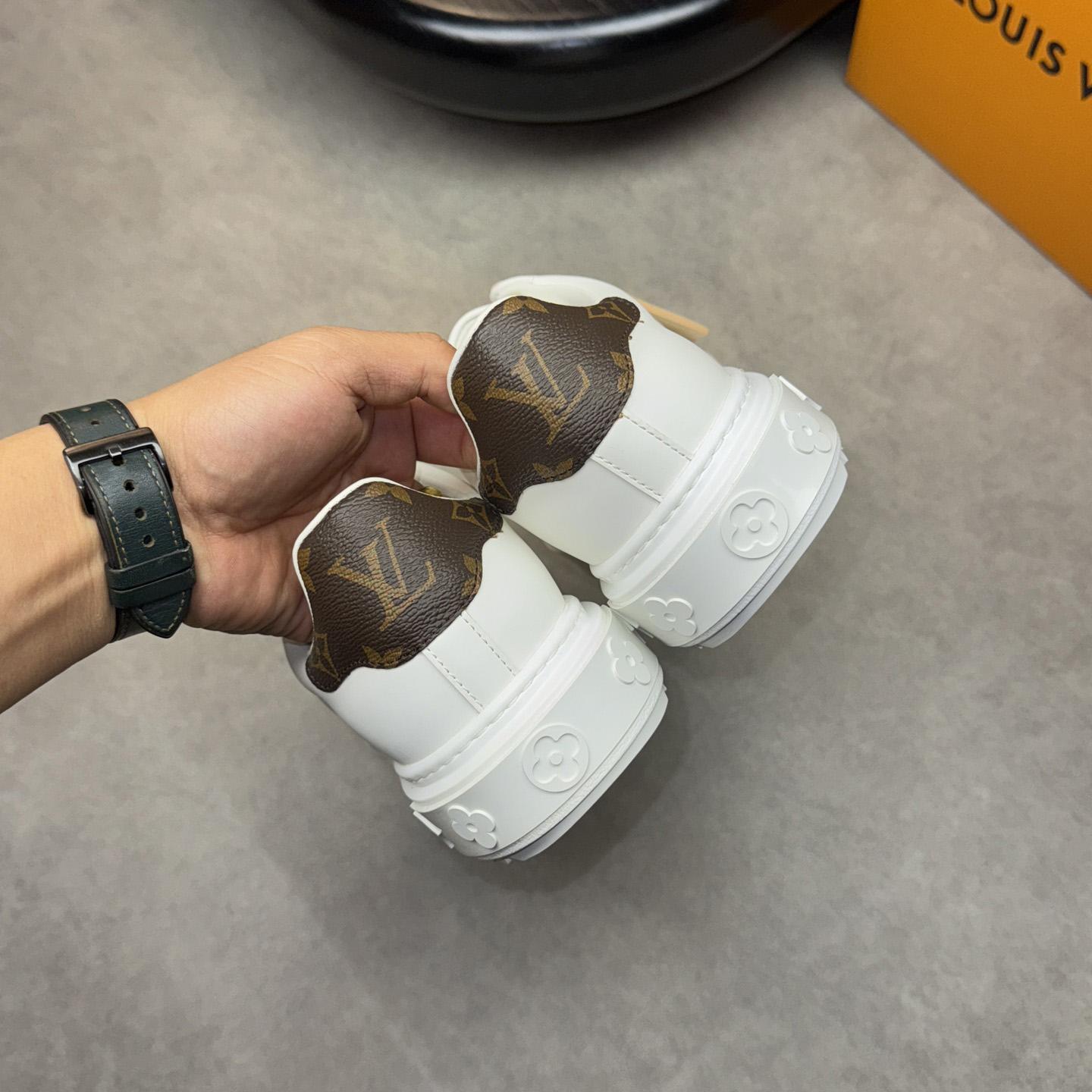 Louis Vuitton Sneaker - DesignerGu