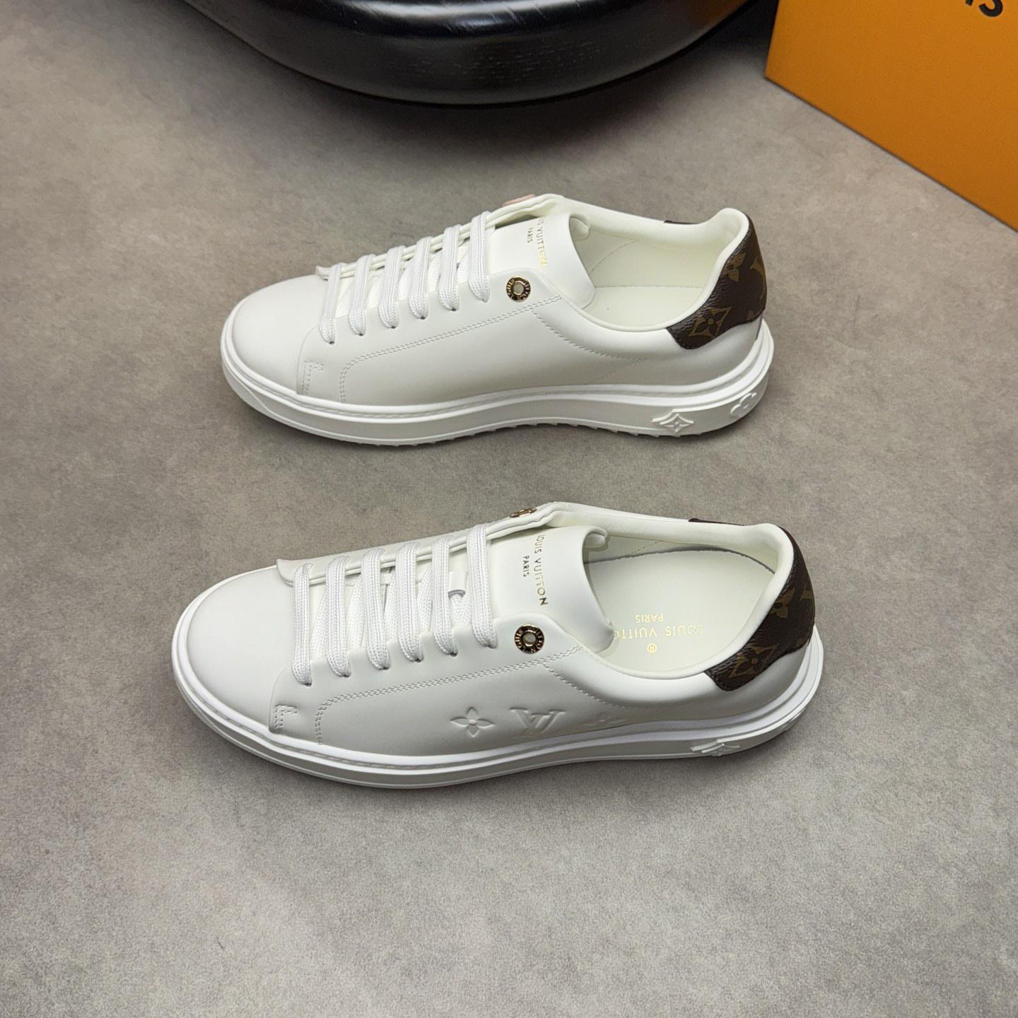 Louis Vuitton Sneaker - DesignerGu