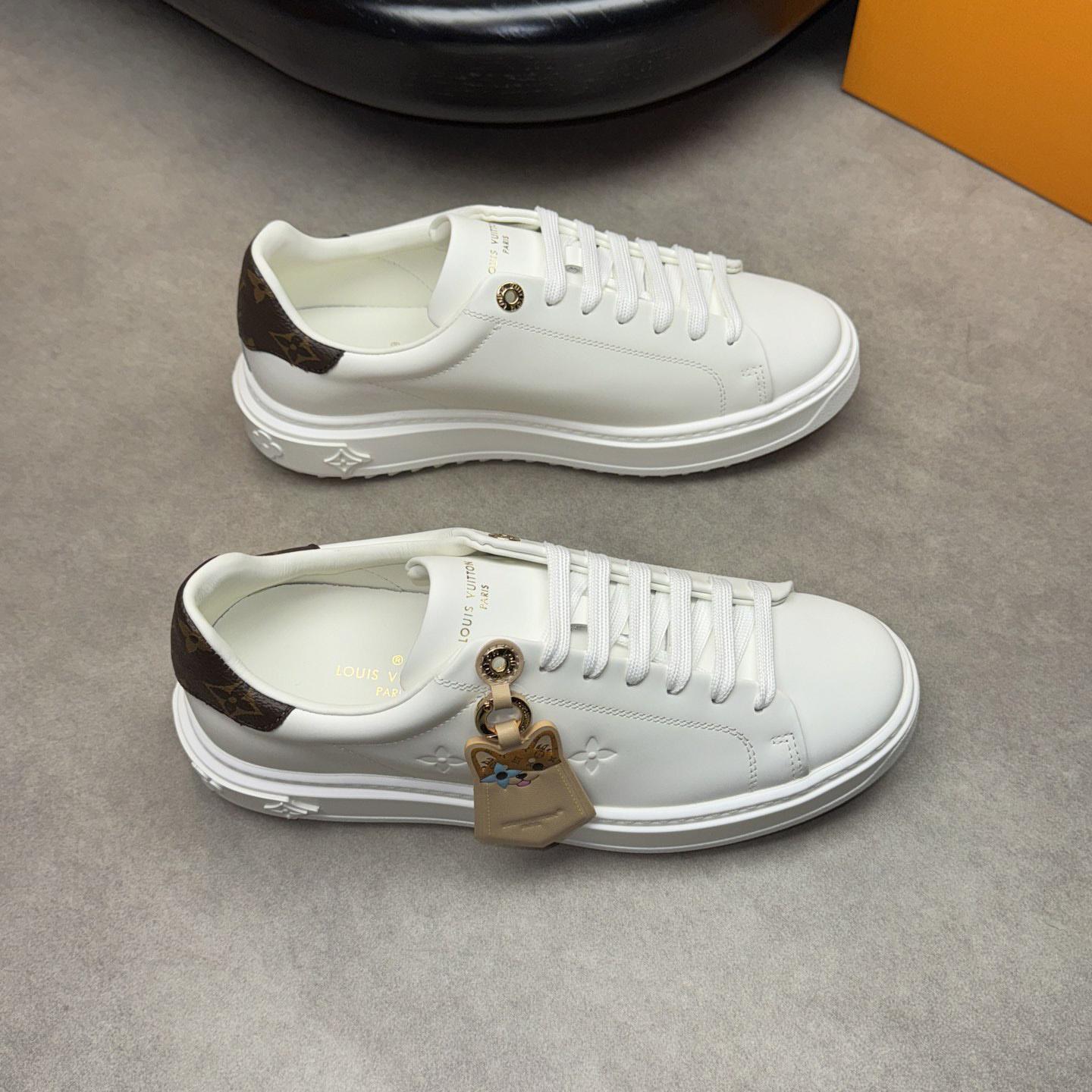 Louis Vuitton Sneaker - DesignerGu