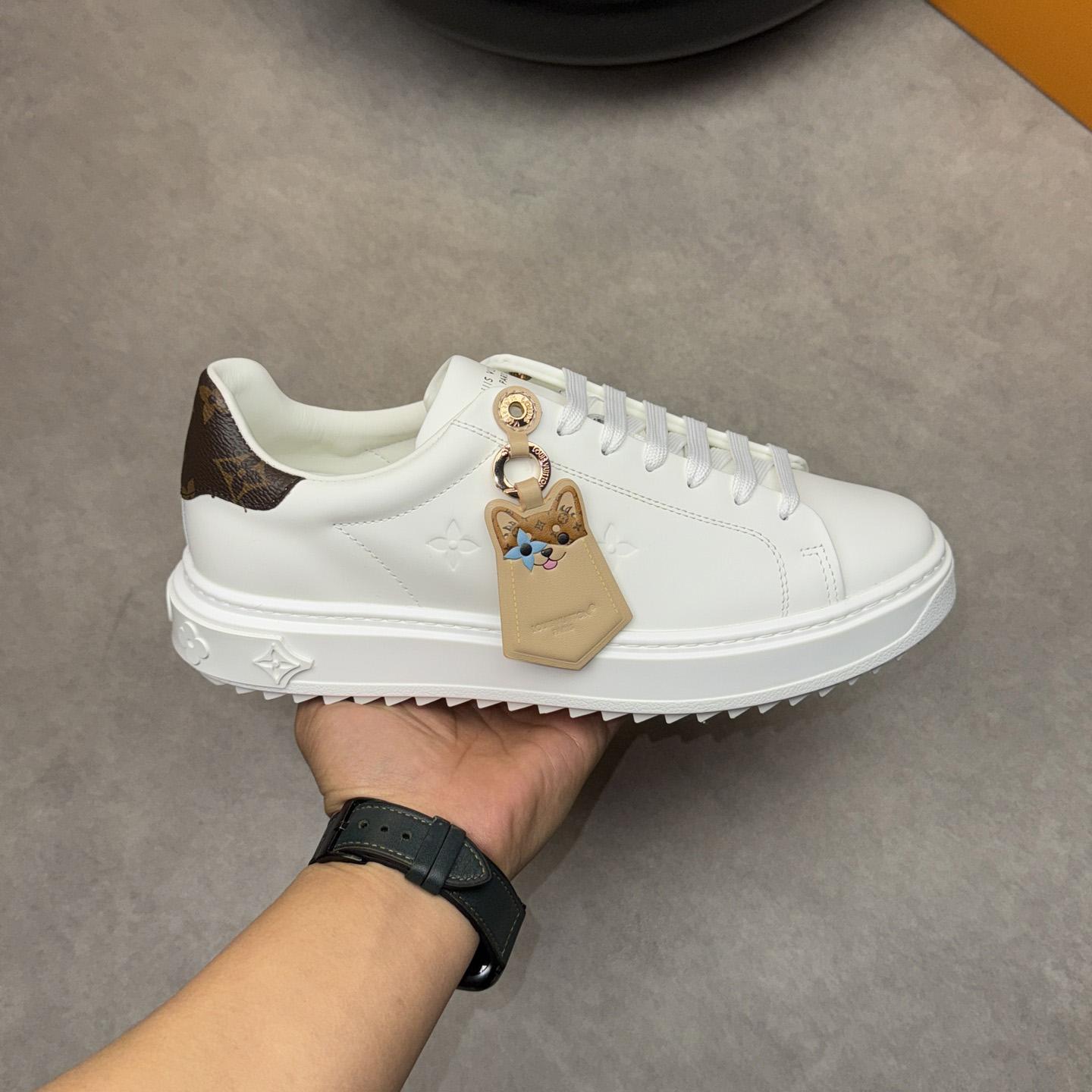 Louis Vuitton Sneaker - DesignerGu