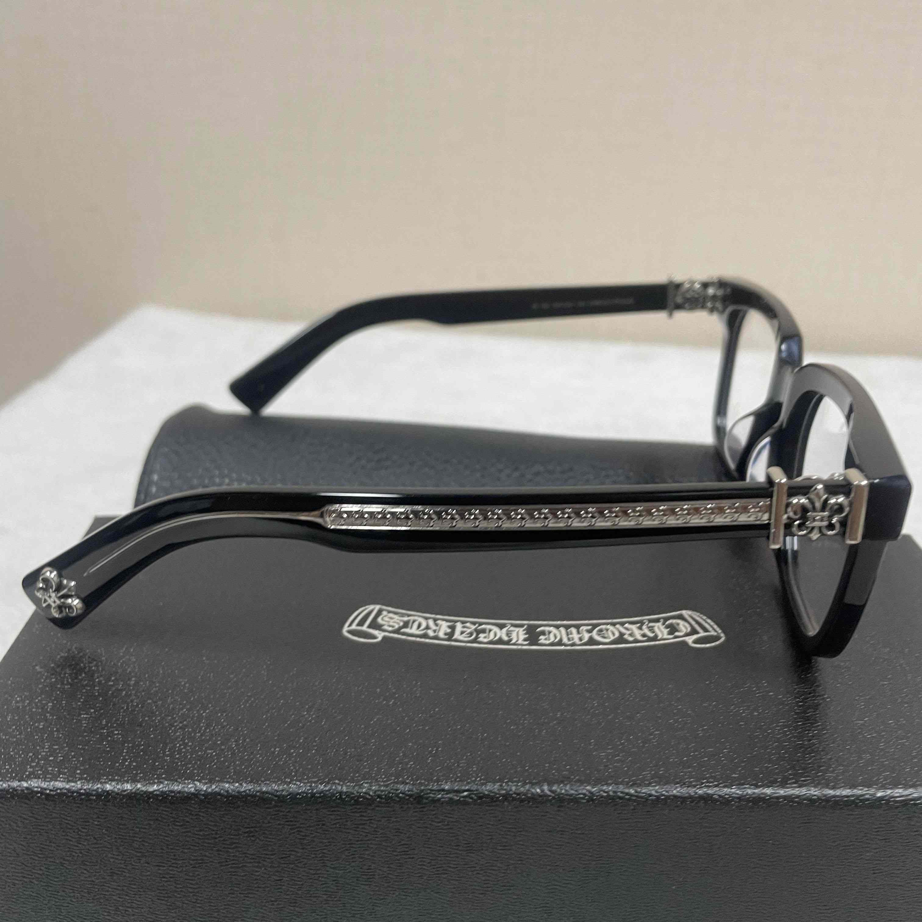Chrome Hearts Glasses - DesignerGu
