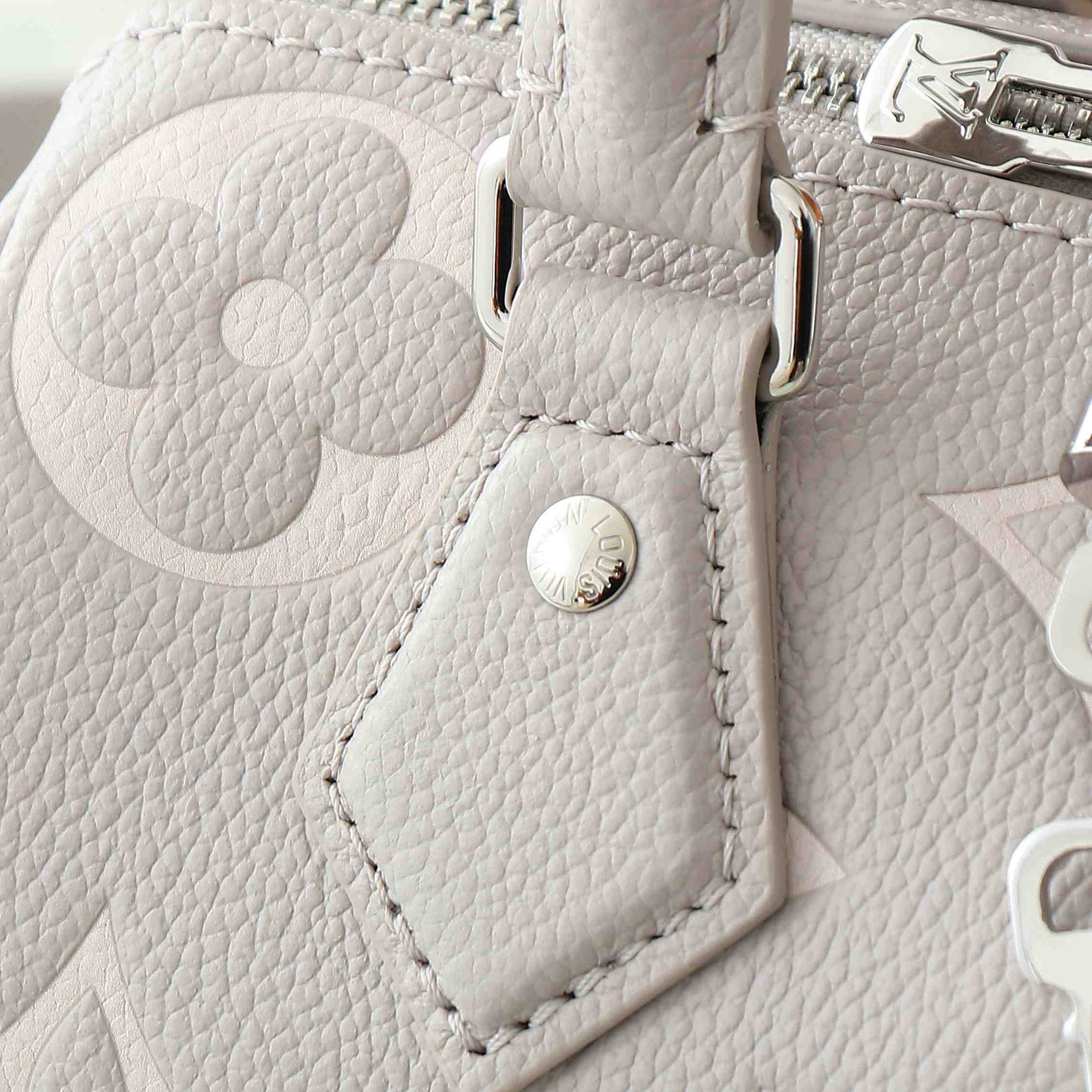 Louis Vuitton Speedy Bandoulière 20   M14207 - DesignerGu