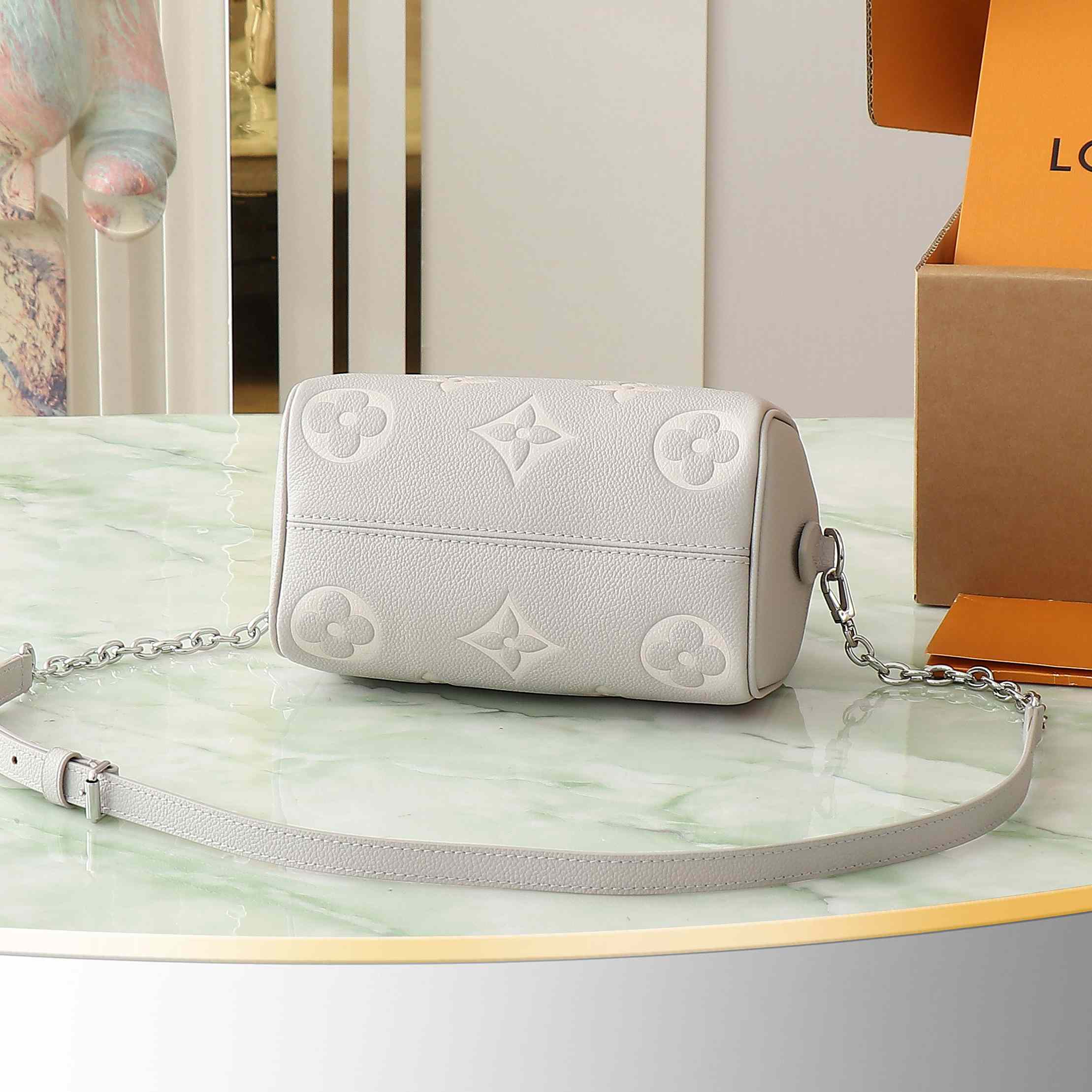 Louis Vuitton Speedy Bandoulière 20   M14207 - DesignerGu