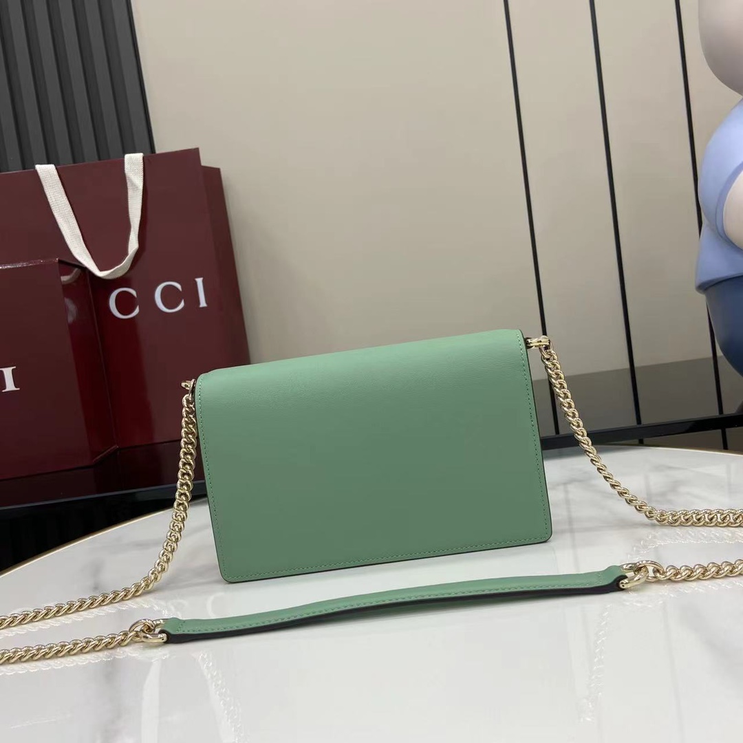 Gucci GG Emblem Wallet On Chain - DesignerGu