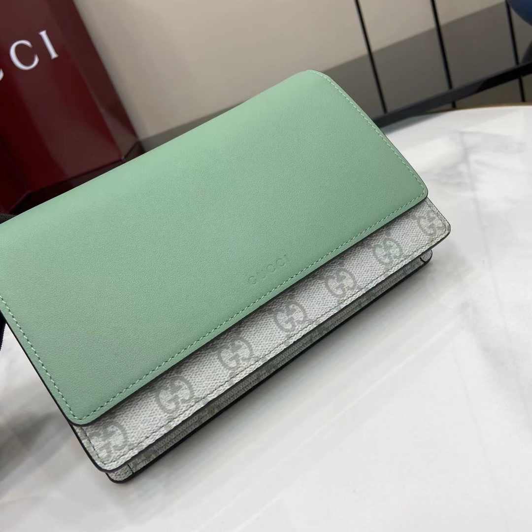 Gucci GG Emblem Wallet On Chain - DesignerGu
