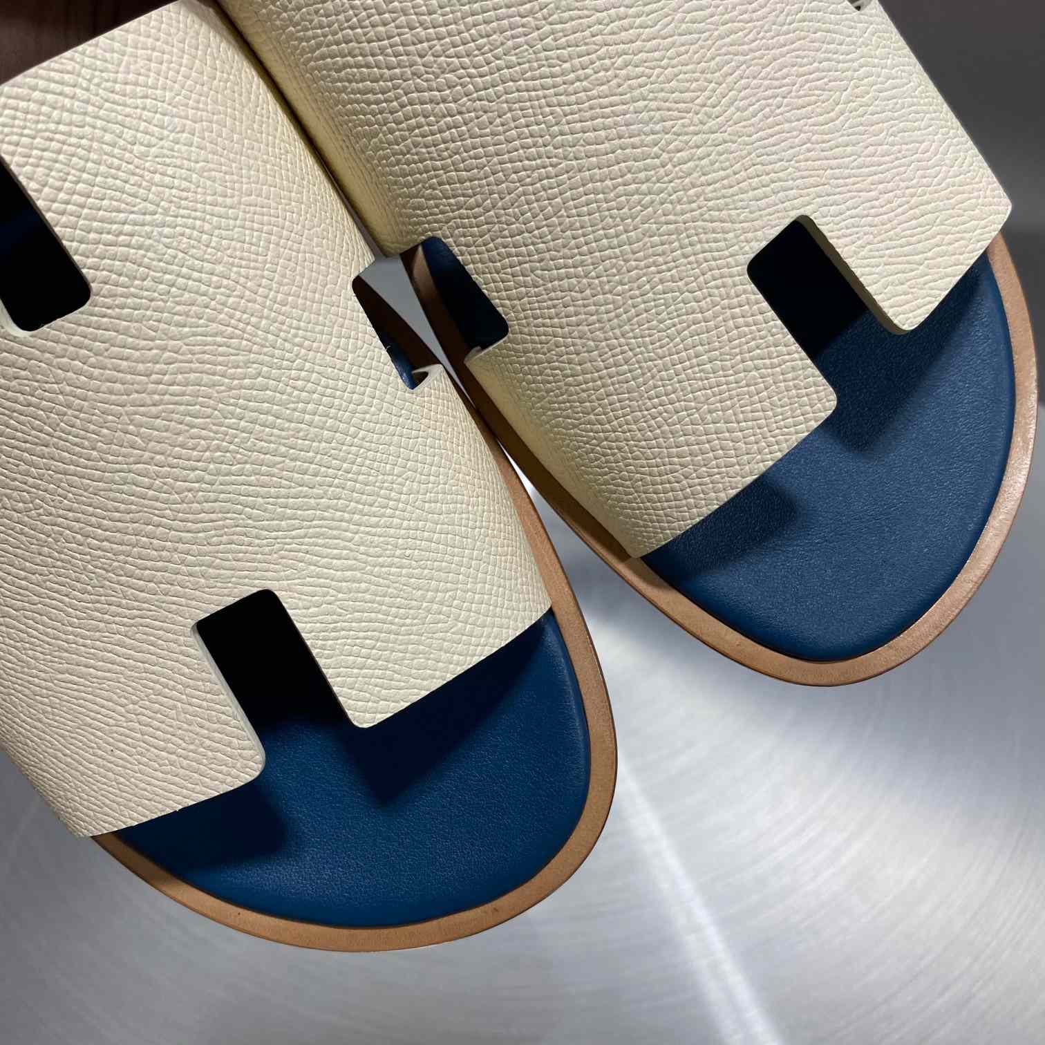 Hermes Izmir Sandal - DesignerGu