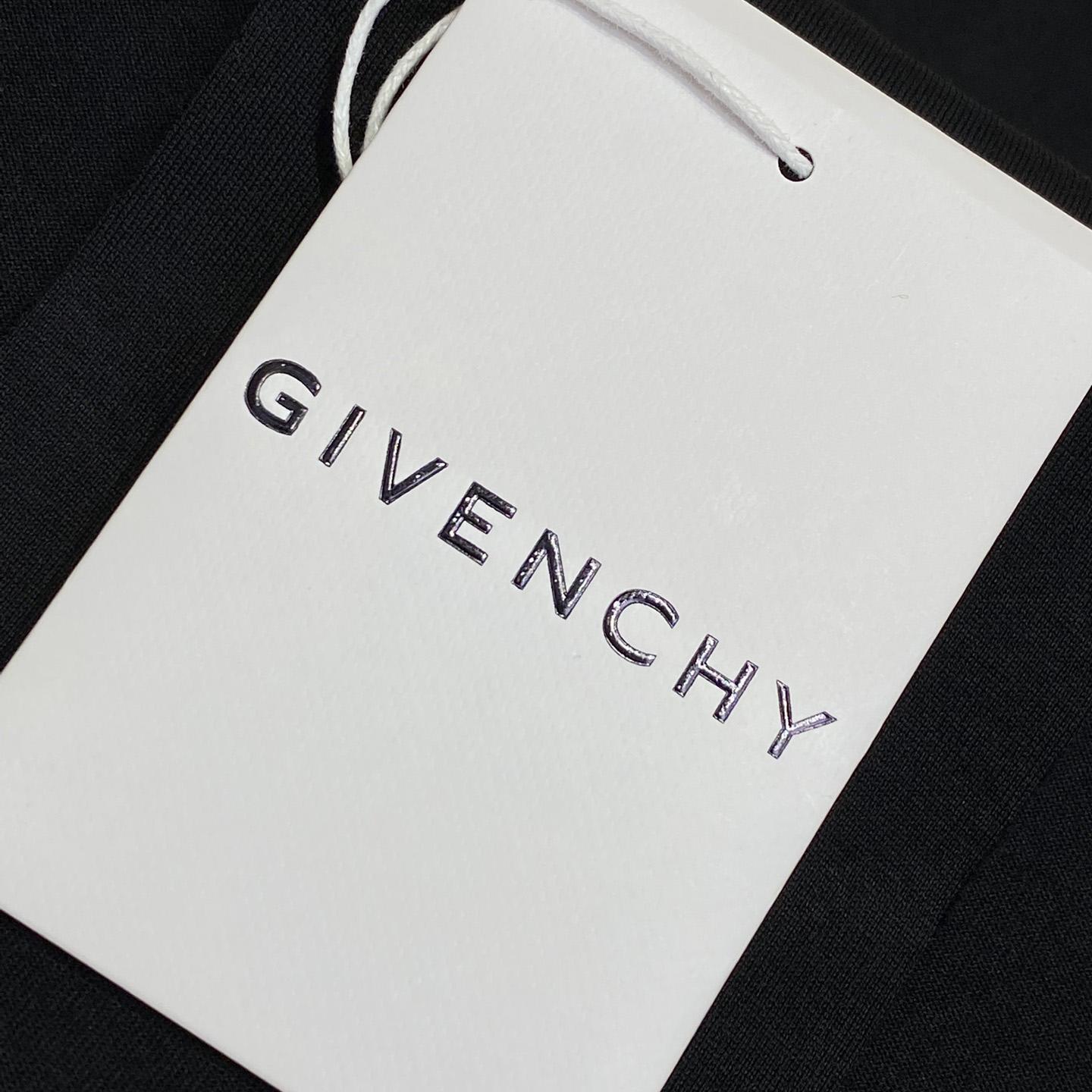 Givenchy T-shirt In Cotton With HG Embroidery - DesignerGu