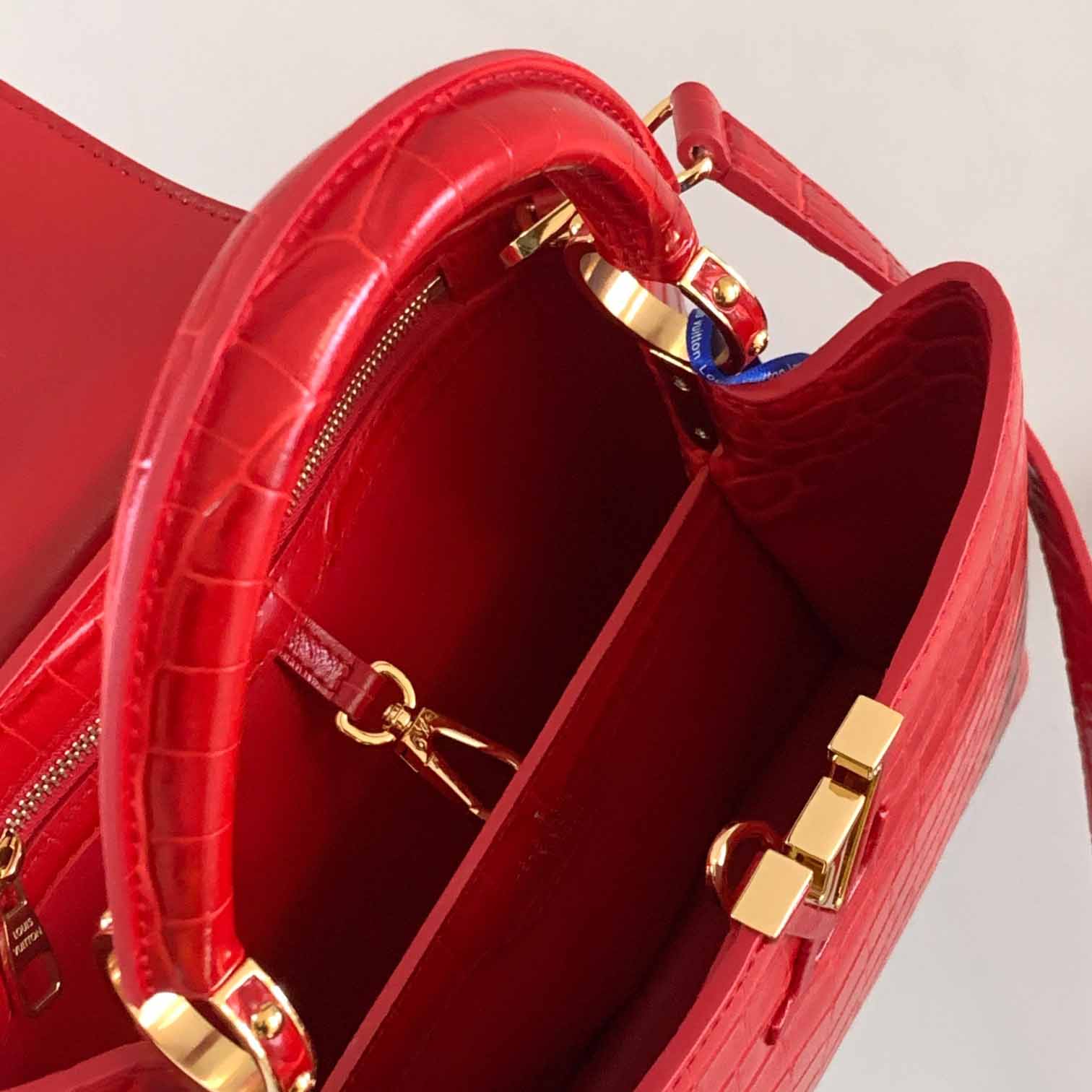 Louis Vuitton Capucines BB   N92173 (27 x 18x9cm) - DesignerGu