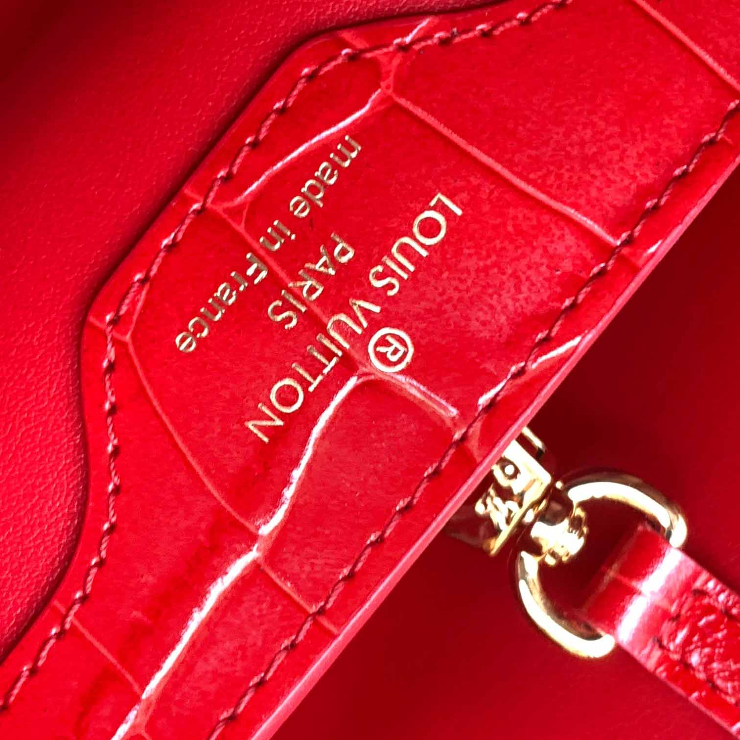 Louis Vuitton Capucines BB   N92173 (27 x 18x9cm) - DesignerGu