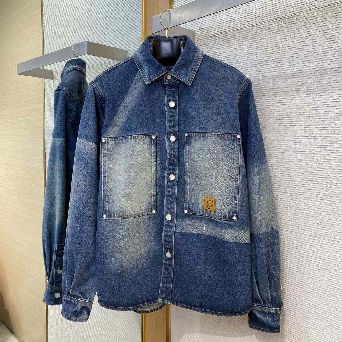 Louis Vuitton Sunfaded Effect Denim Long-Sleeved Shirt   1AHCI4 - DesignerGu