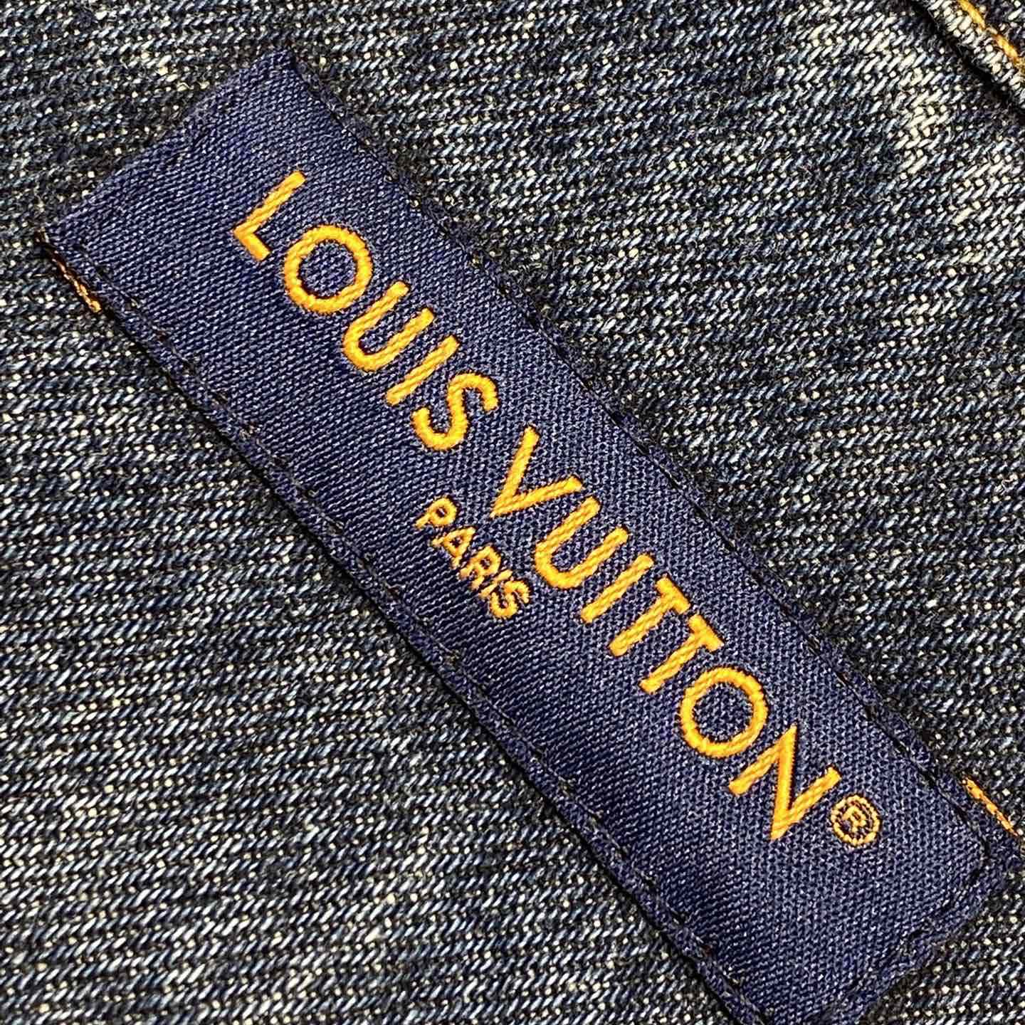 Louis Vuitton Sunfaded Effect Denim Long-Sleeved Shirt   1AHCI4 - DesignerGu