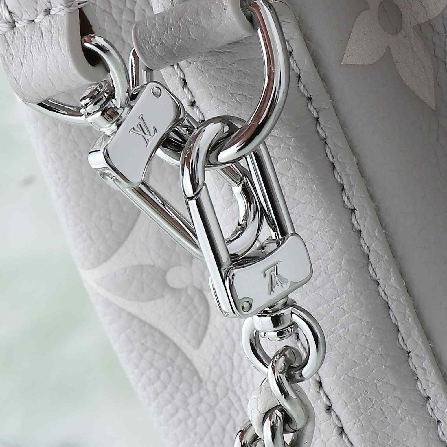 Louis Vuitton Nano Noé   M14224 - DesignerGu