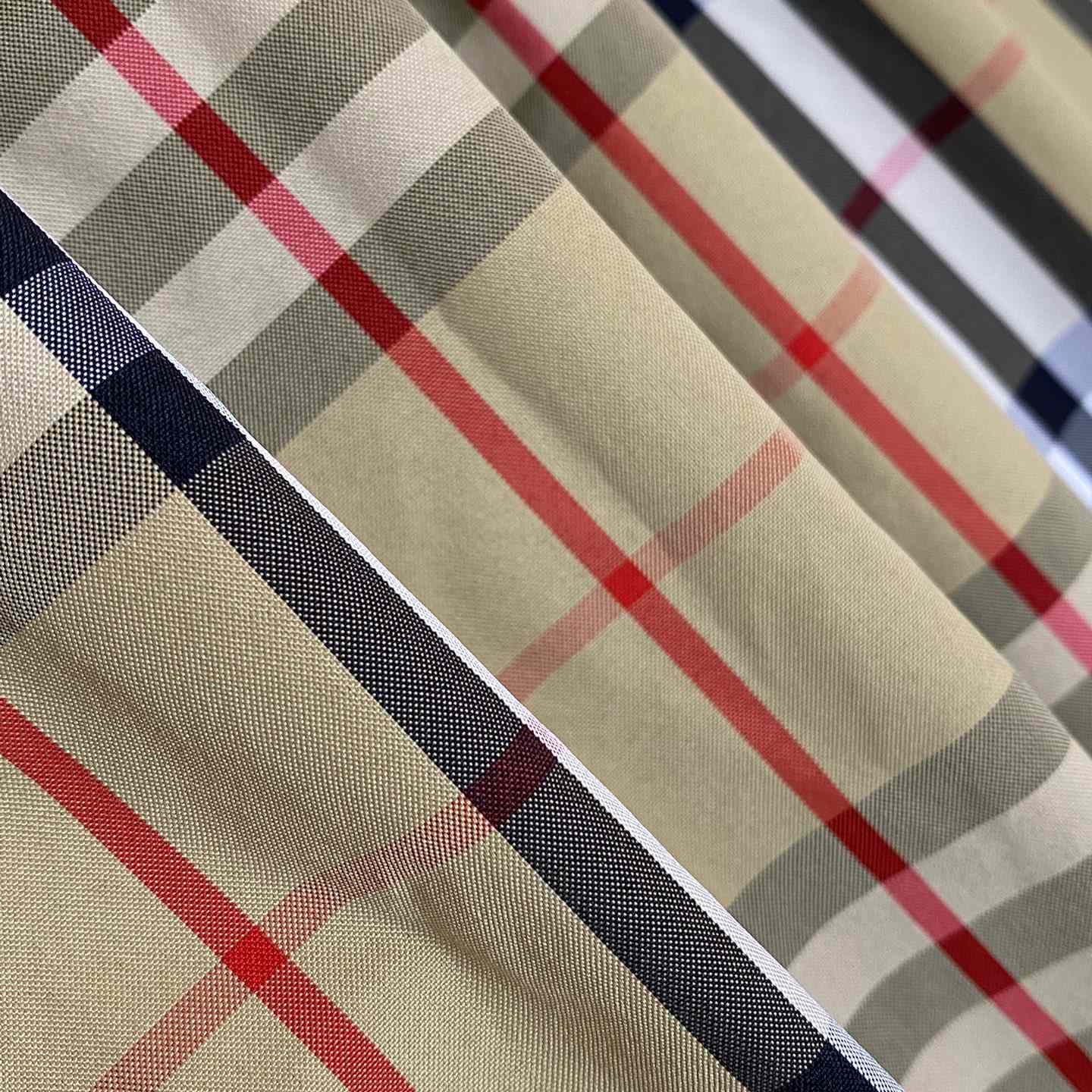 Burberry Sliced Check Hooded Jacket - DesignerGu