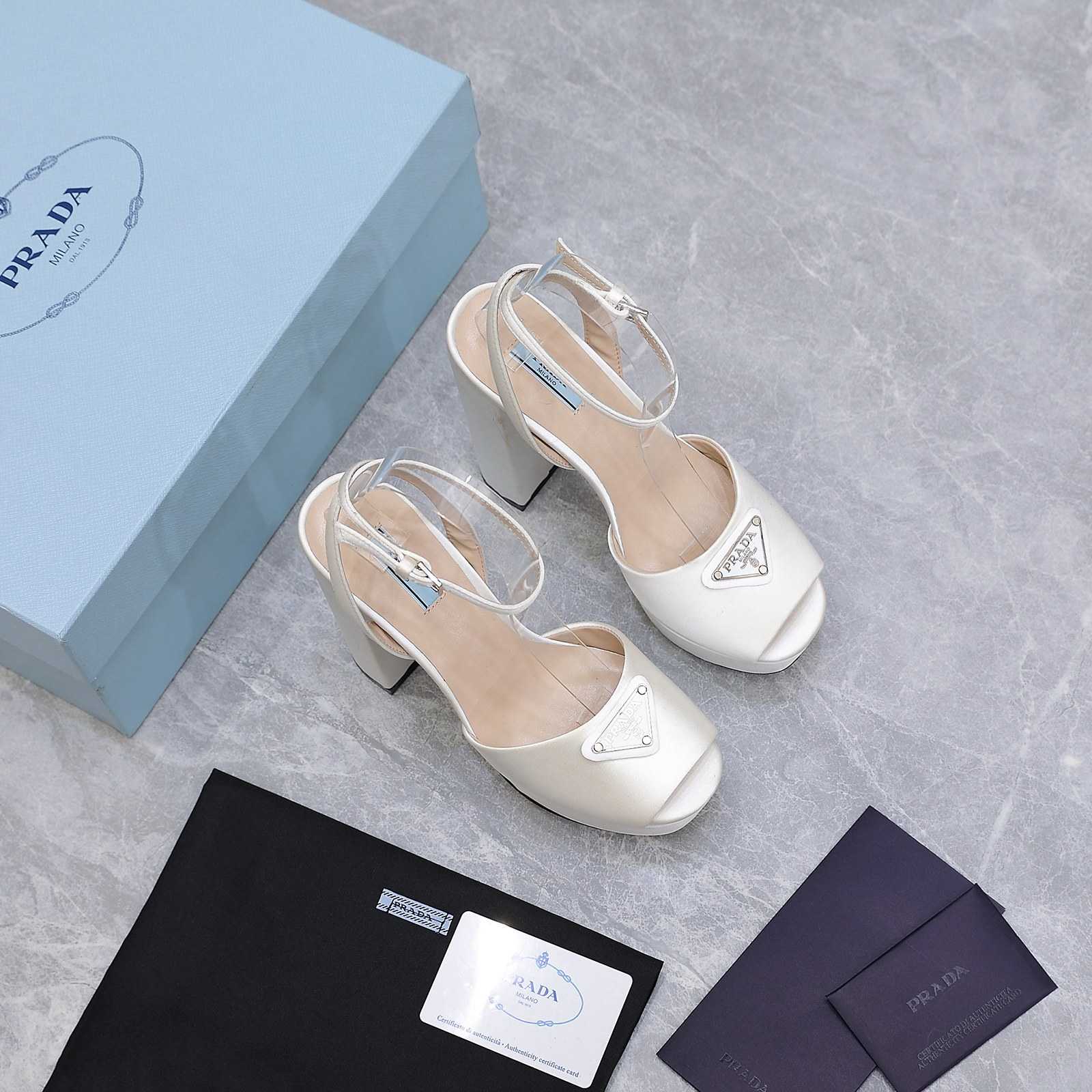 Prada Patent Platform Sanda  13cm - DesignerGu