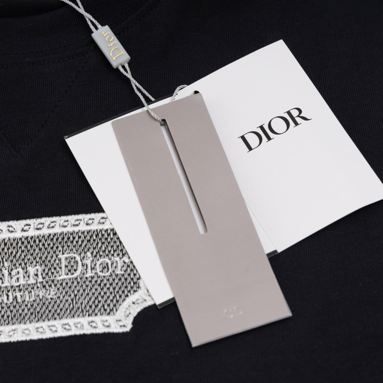 Dior T-Shirt, Relaxed Fit  - DesignerGu