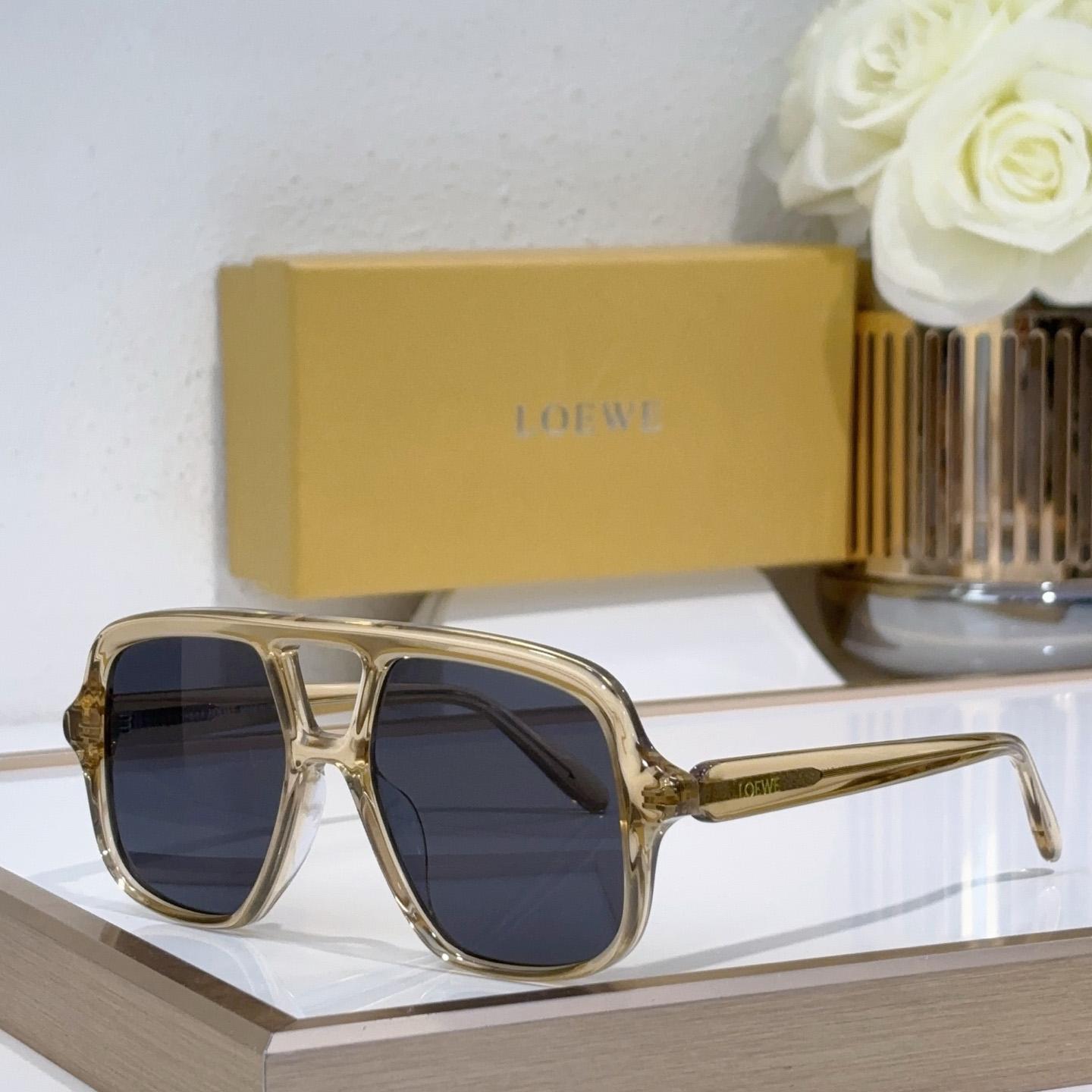 Loewe Aviator Slim Sunglasses  LW40161U - DesignerGu