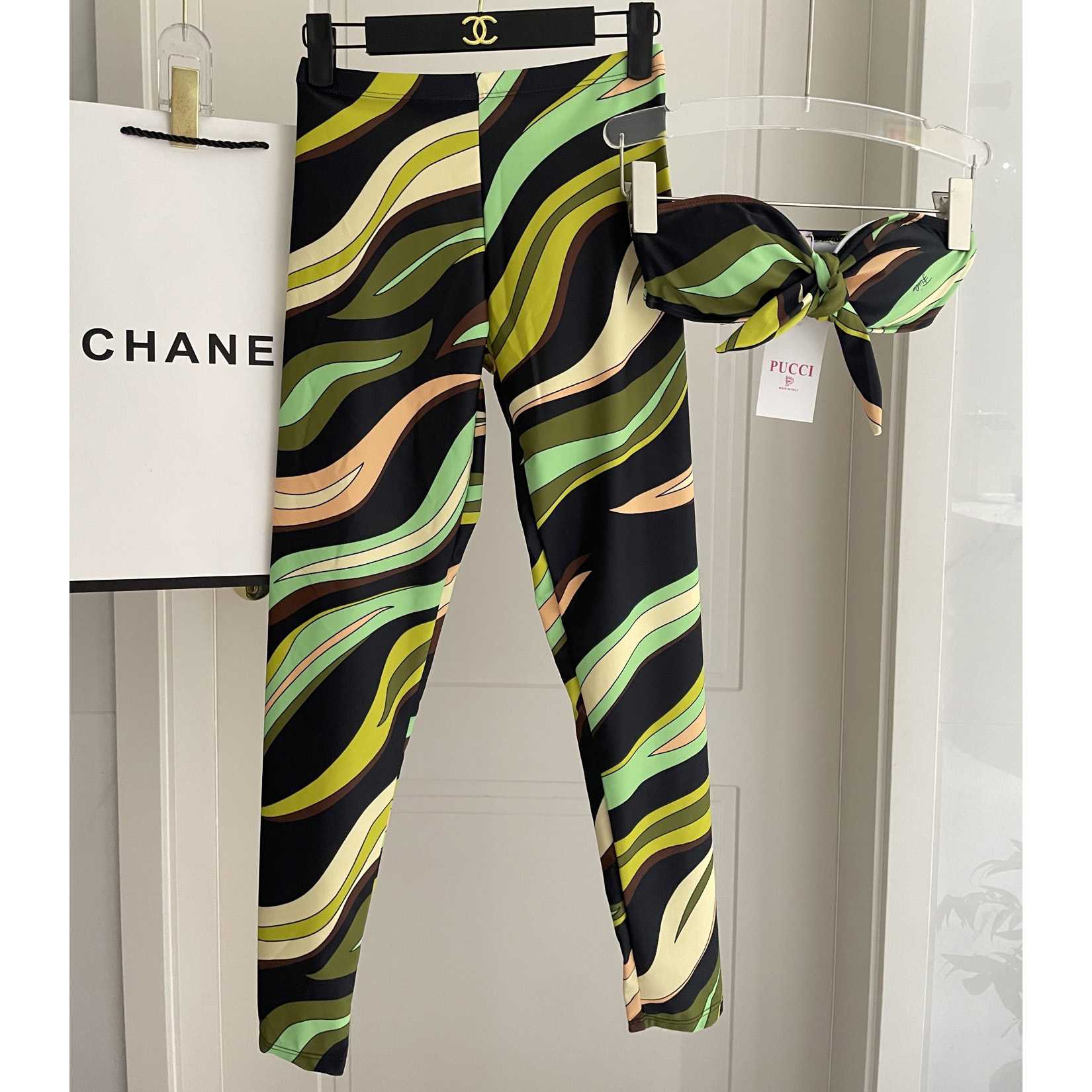 Pucci Iride-Print Crop Top And Leggings - DesignerGu