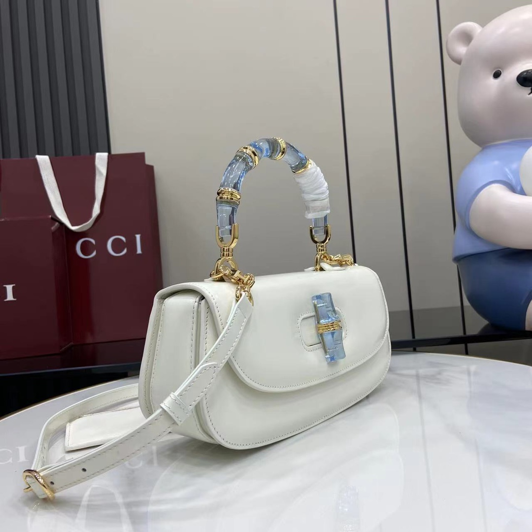 Gucci Bamboo DIva Medium Bag - DesignerGu