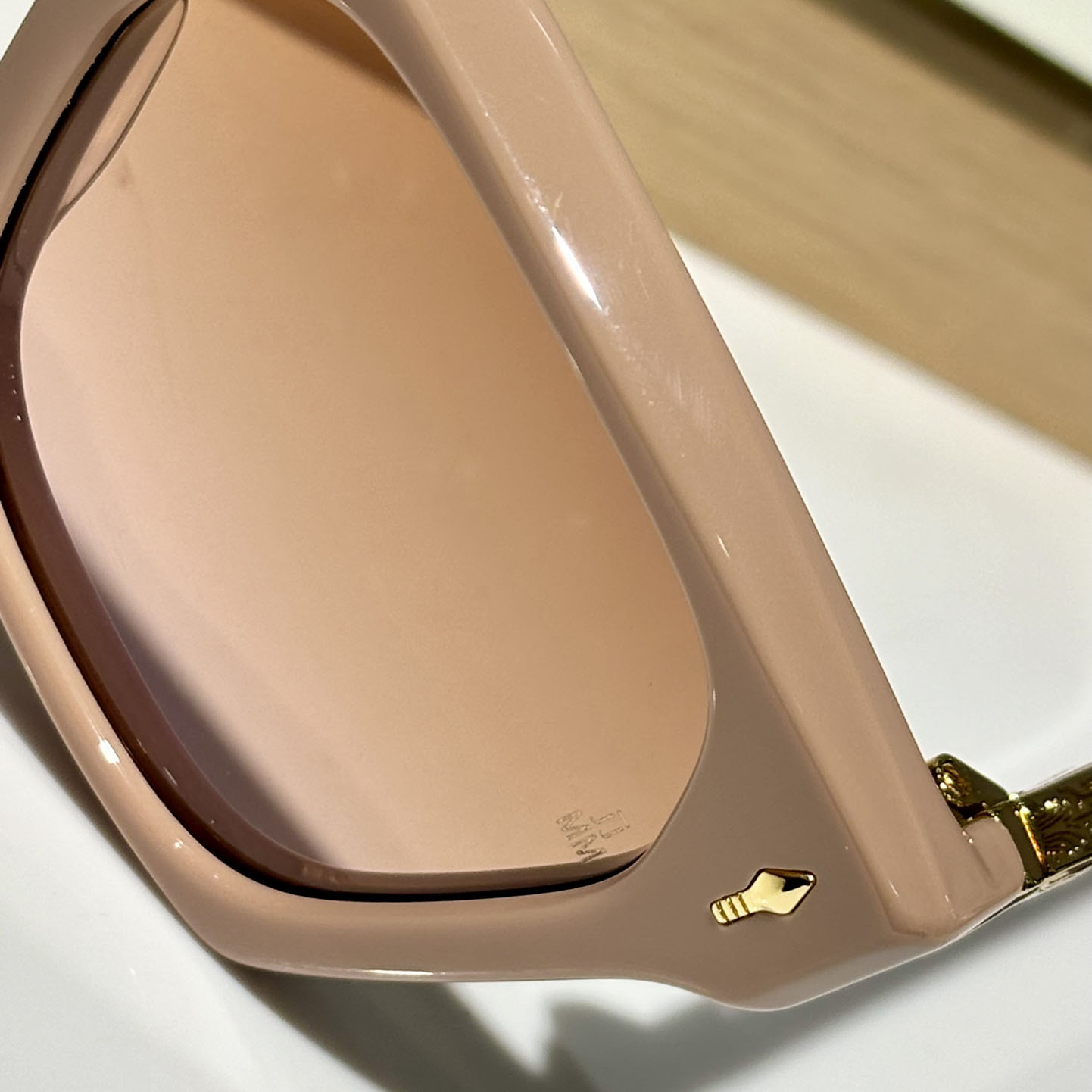 Jacquemus STERETT Sunglasses - DesignerGu